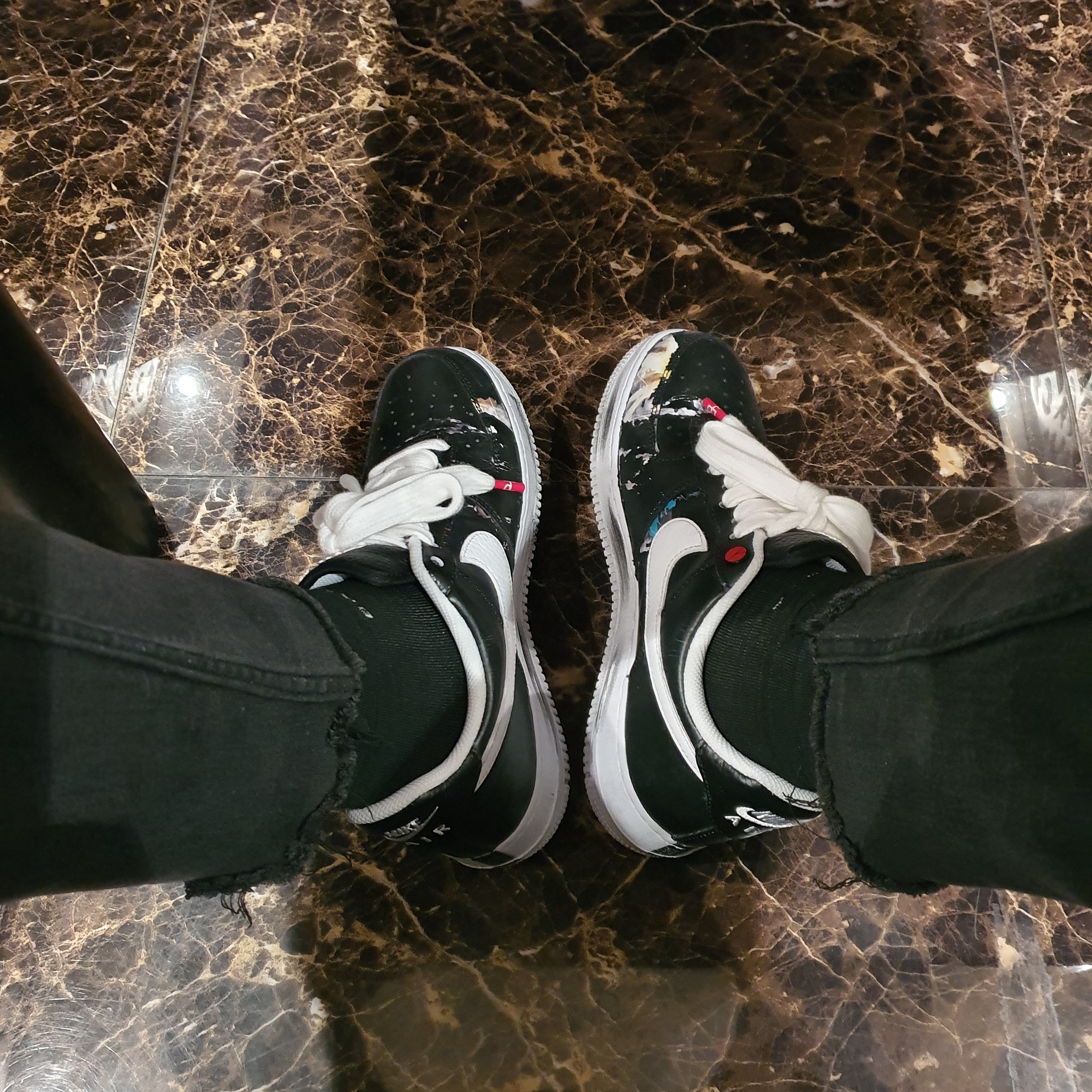 Nike x Peaceminusone Air Force 1 Low Para-Noise 착용 스타일