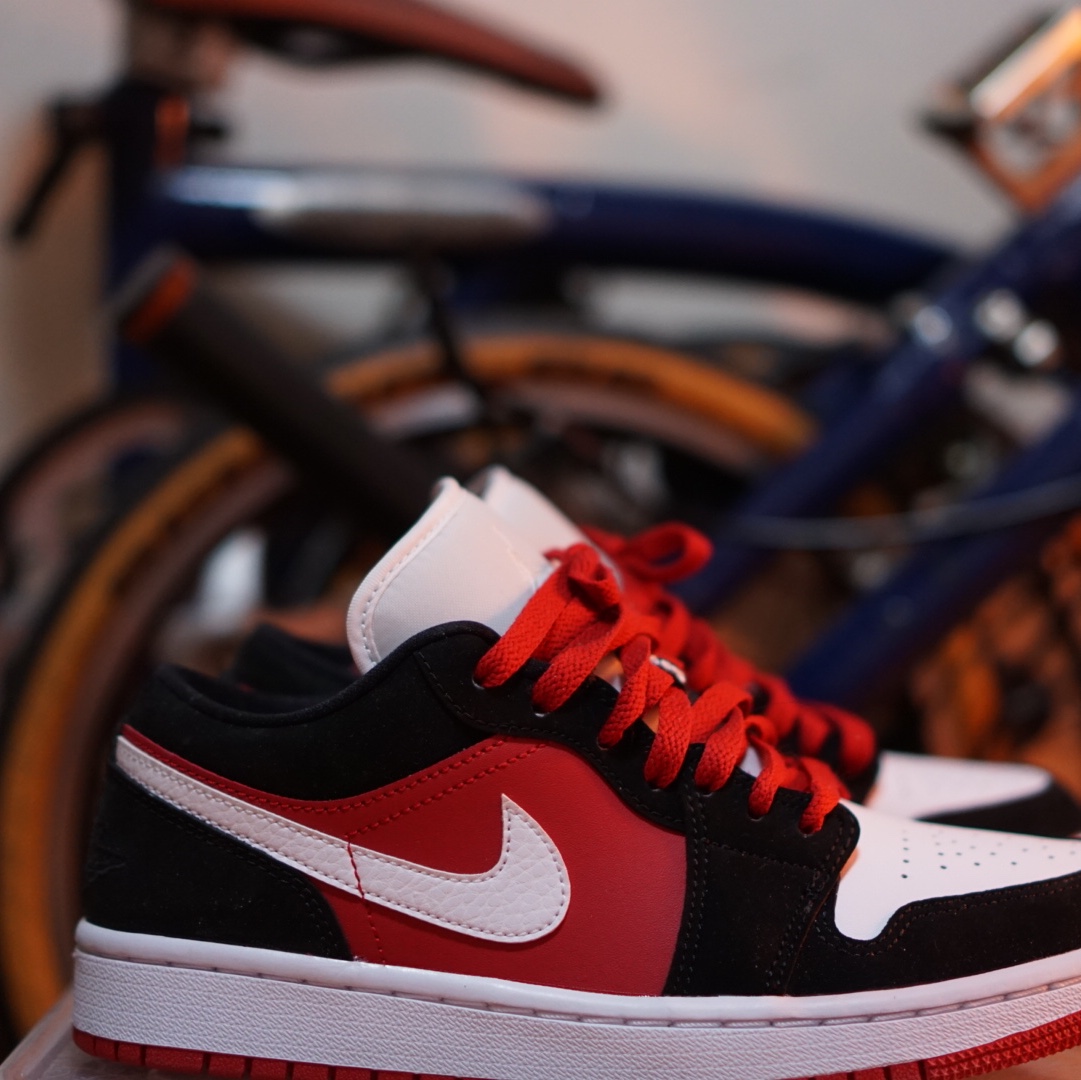 (W) Jordan 1 Low Gym Red Black White 착용 스타일