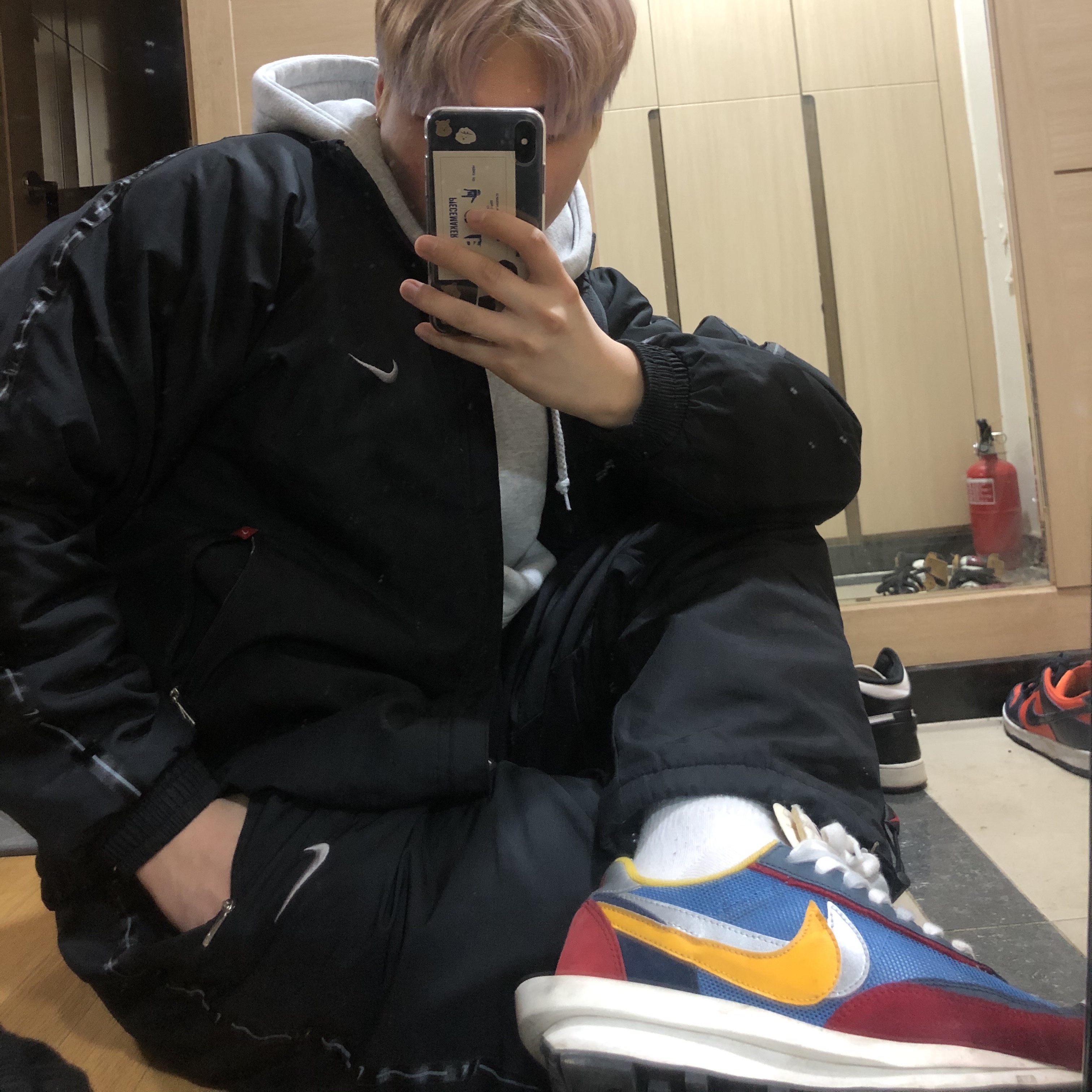 Nike x Sacai LDWaffle Blue Multi 착용 스타일