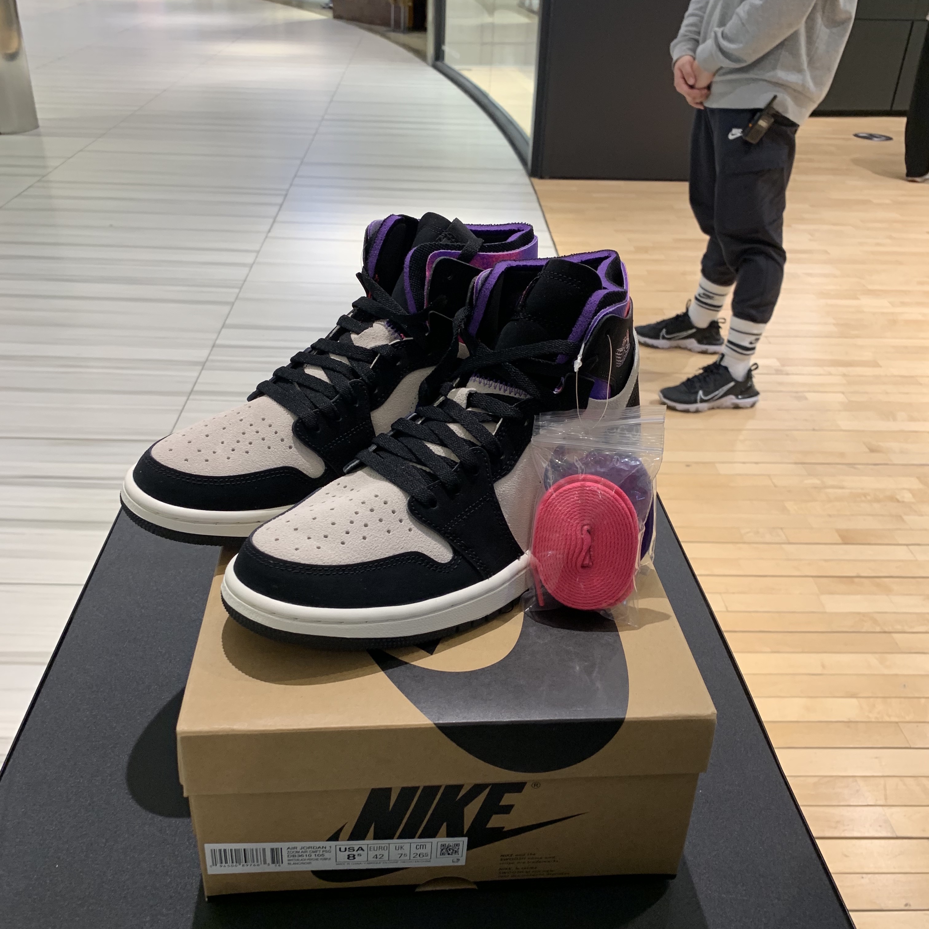 Jordan 1 x Paris Saint-Germain Zoom Air CMFT 착용 스타일 - 2