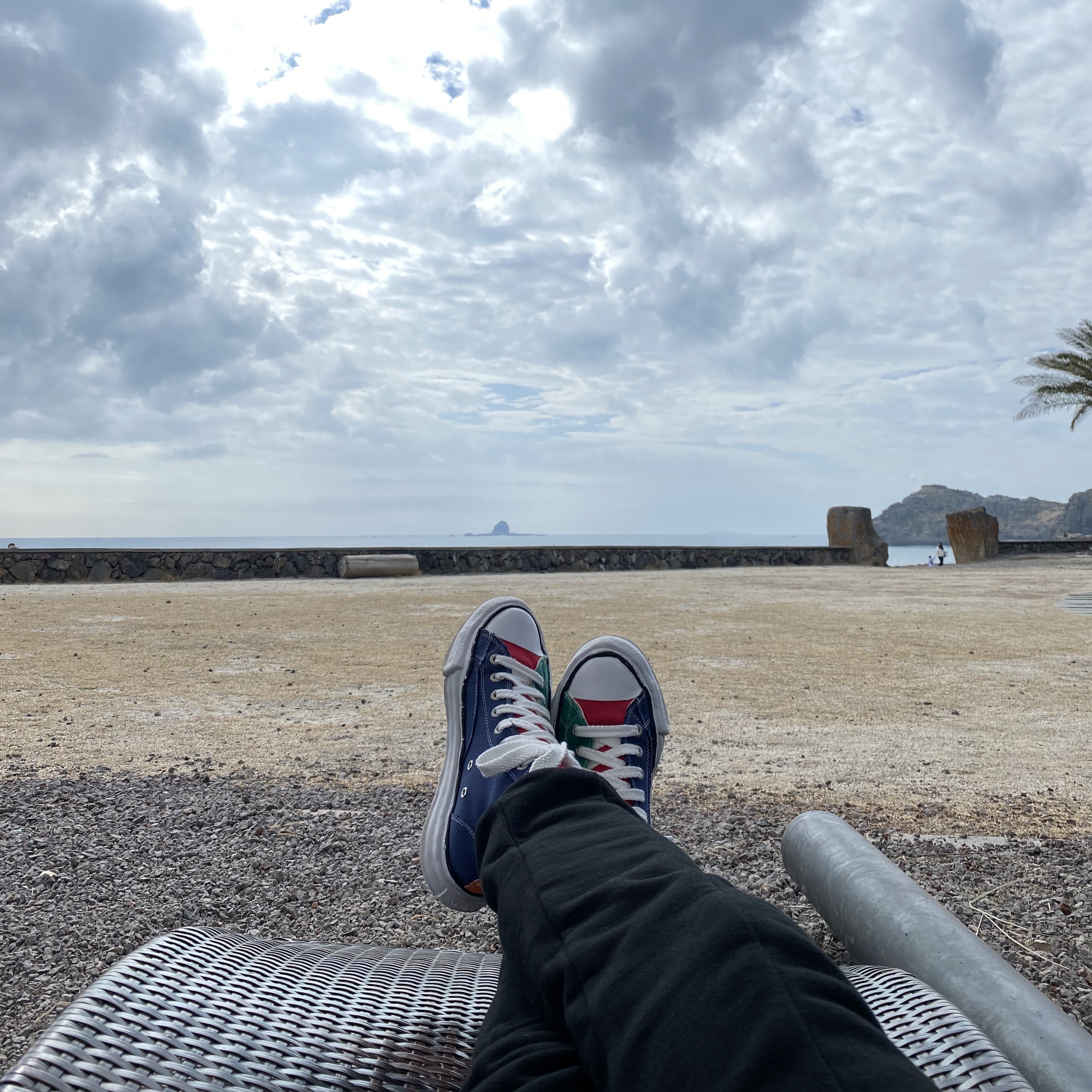 Maison Mihara Yasuhiro Peterson OG Sole Canvas High-top Sneakers Multi 착용 스타일
