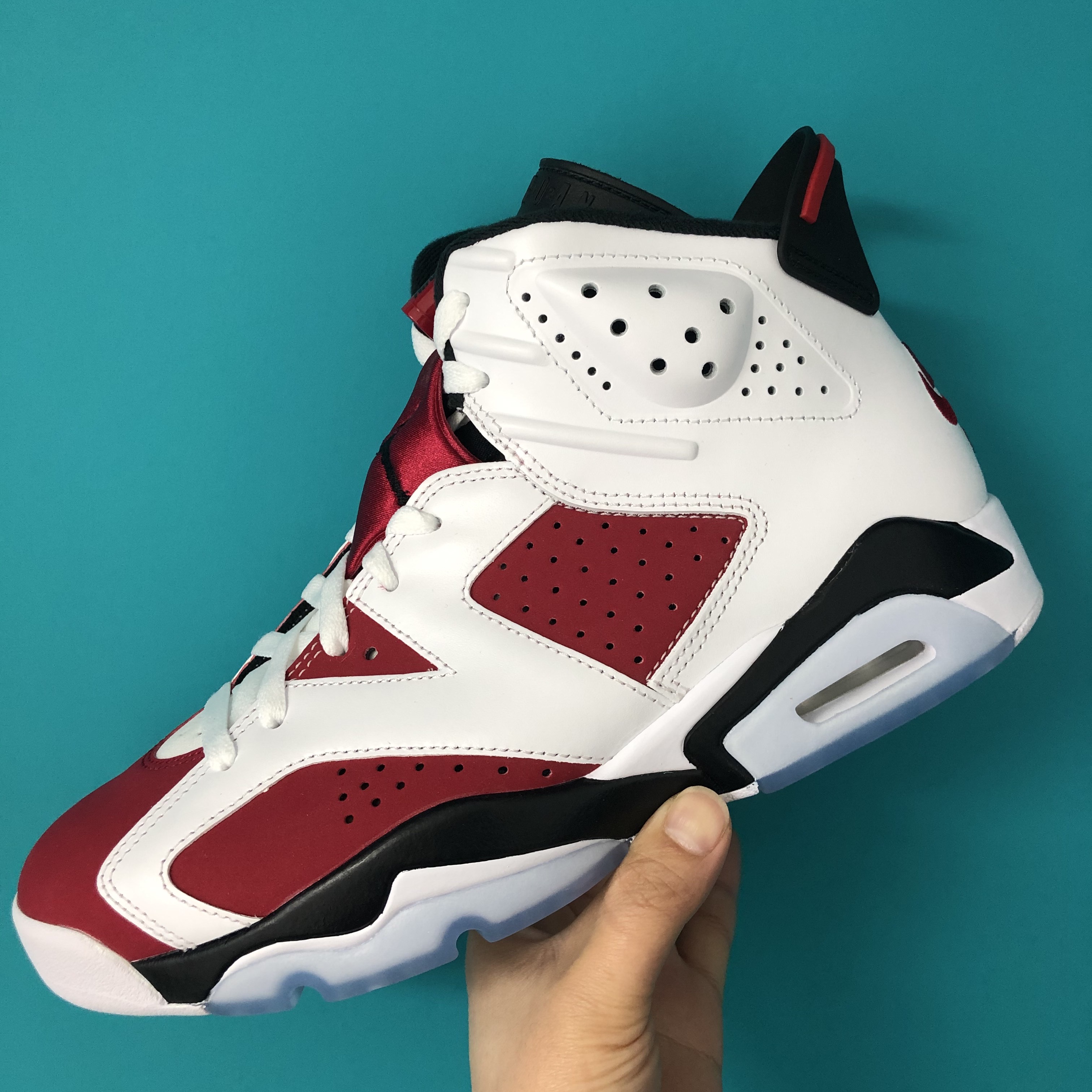 Jordan 6 Retro Carmine 2021 착용 스타일