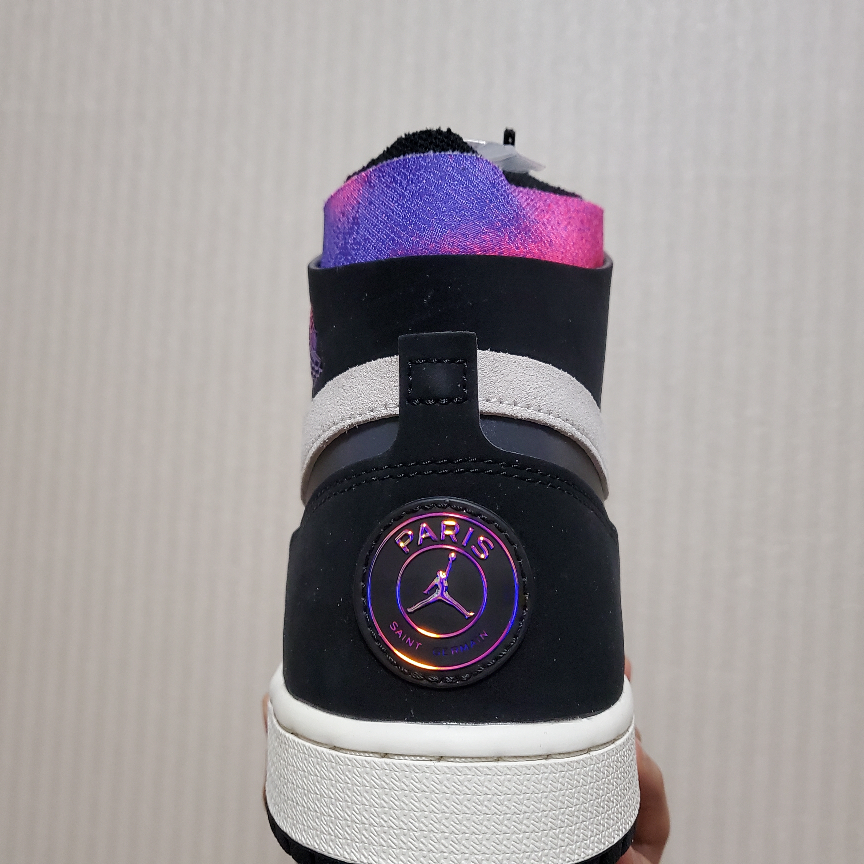 Jordan 1 x Paris Saint-Germain Zoom Air CMFT 착용 스타일 - 3