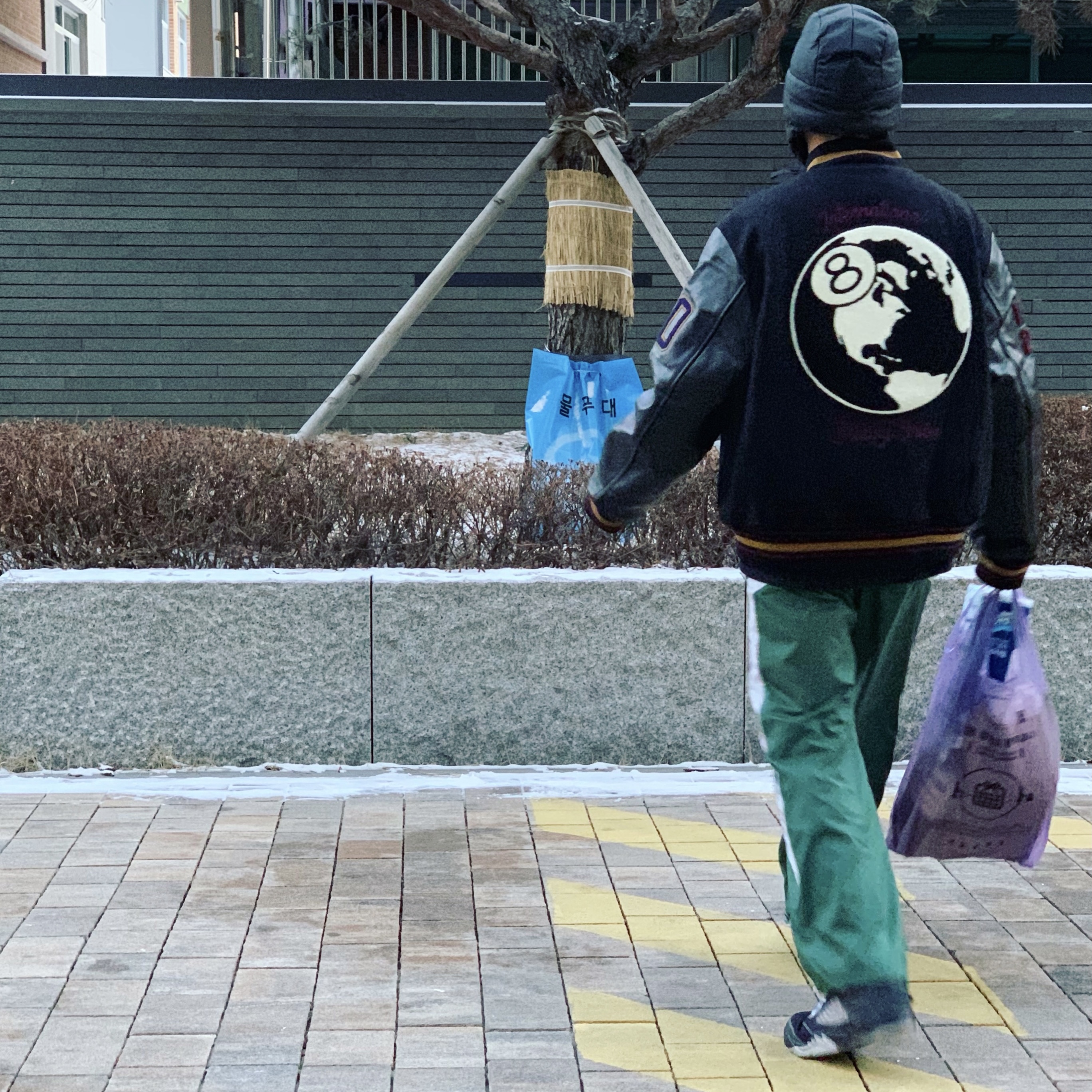 Jordan 5 Retro Anthracite, Stussy 40th Anniversary IST Jacket (Ny.LT.La) 착용 스타일 - 2