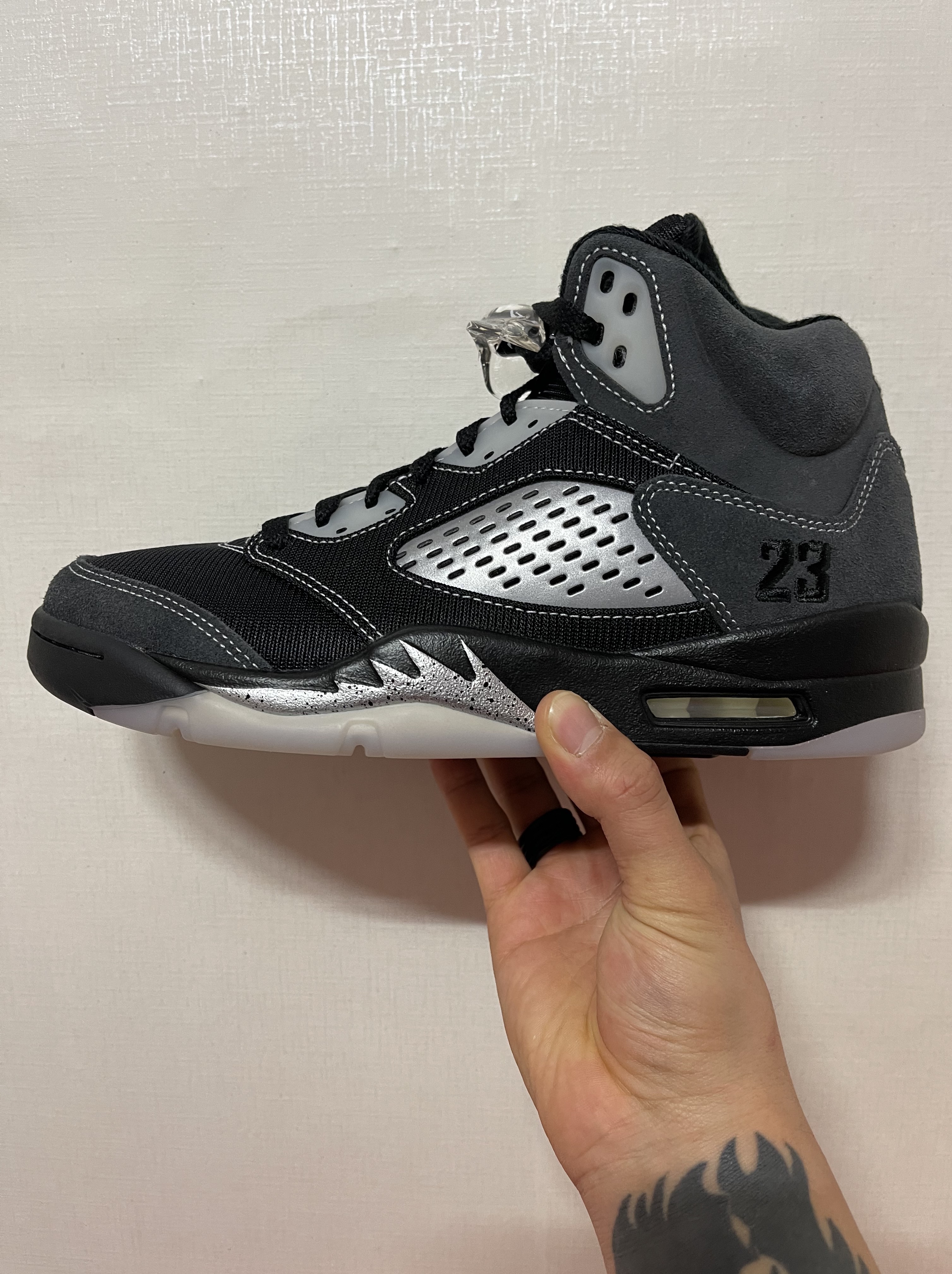 Jordan 5 Retro Anthracite 착용 스타일