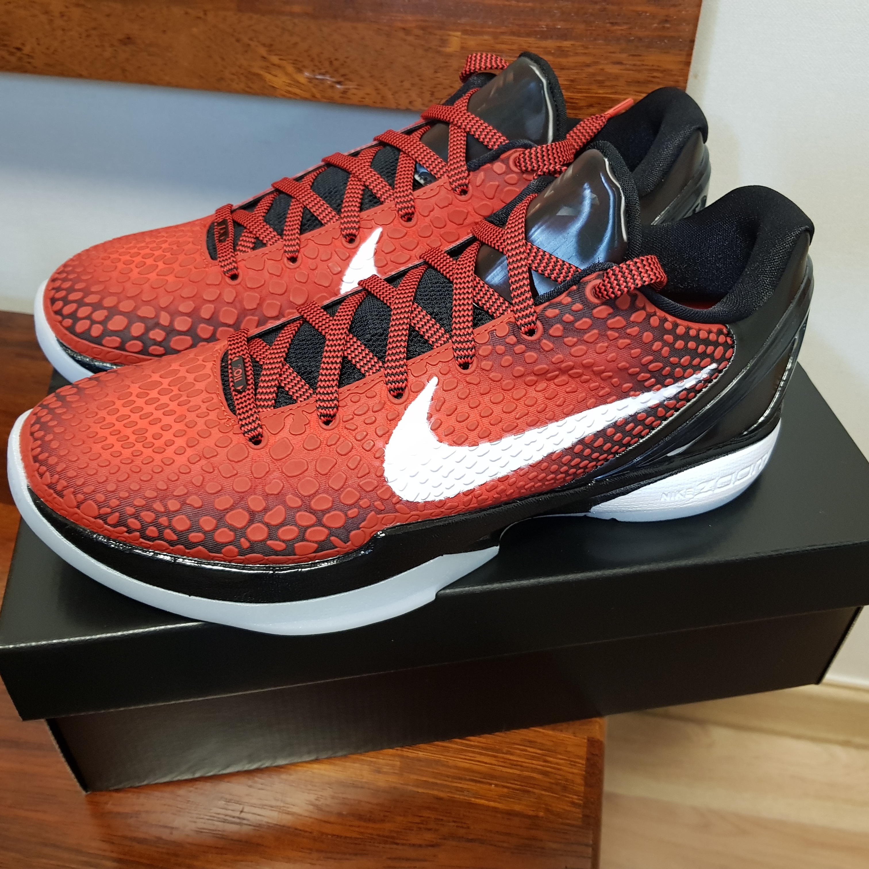 Adidas Yeezy Boost 350 V2 Citrin - Non-Reflective, Nike Kobe 6 Protro All-Star 착용 스타일 - 3