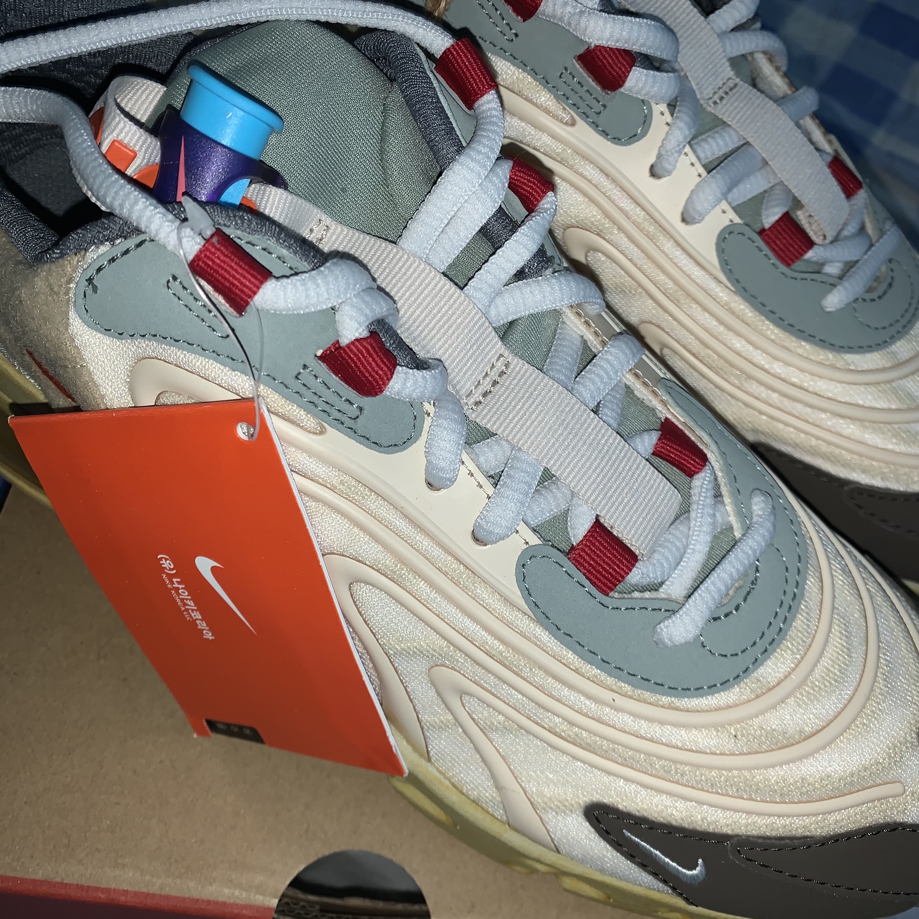 Nike x Travis Scott Air Max 270 React Cactus Trails 착용 스타일