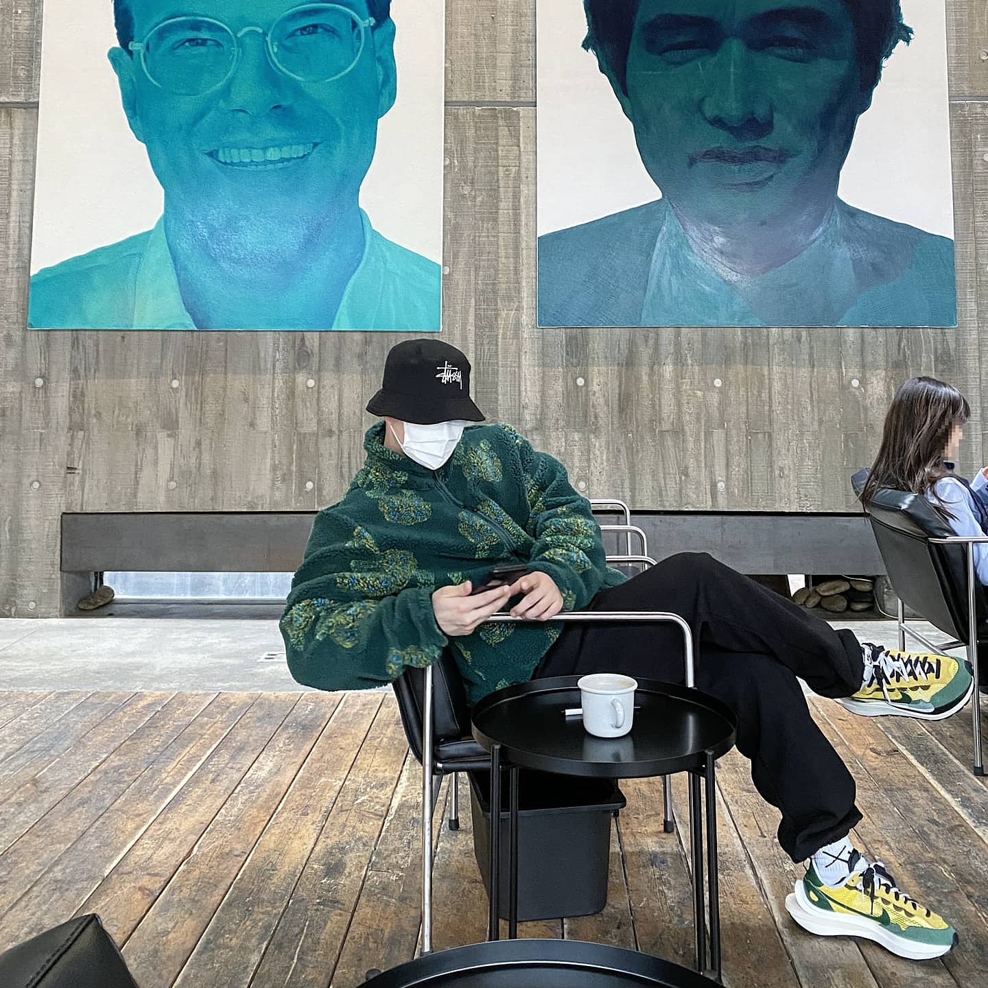 Nike x Sacai VaporWaffle Tour Yellow & Gorge Green Sail 착용 스타일
