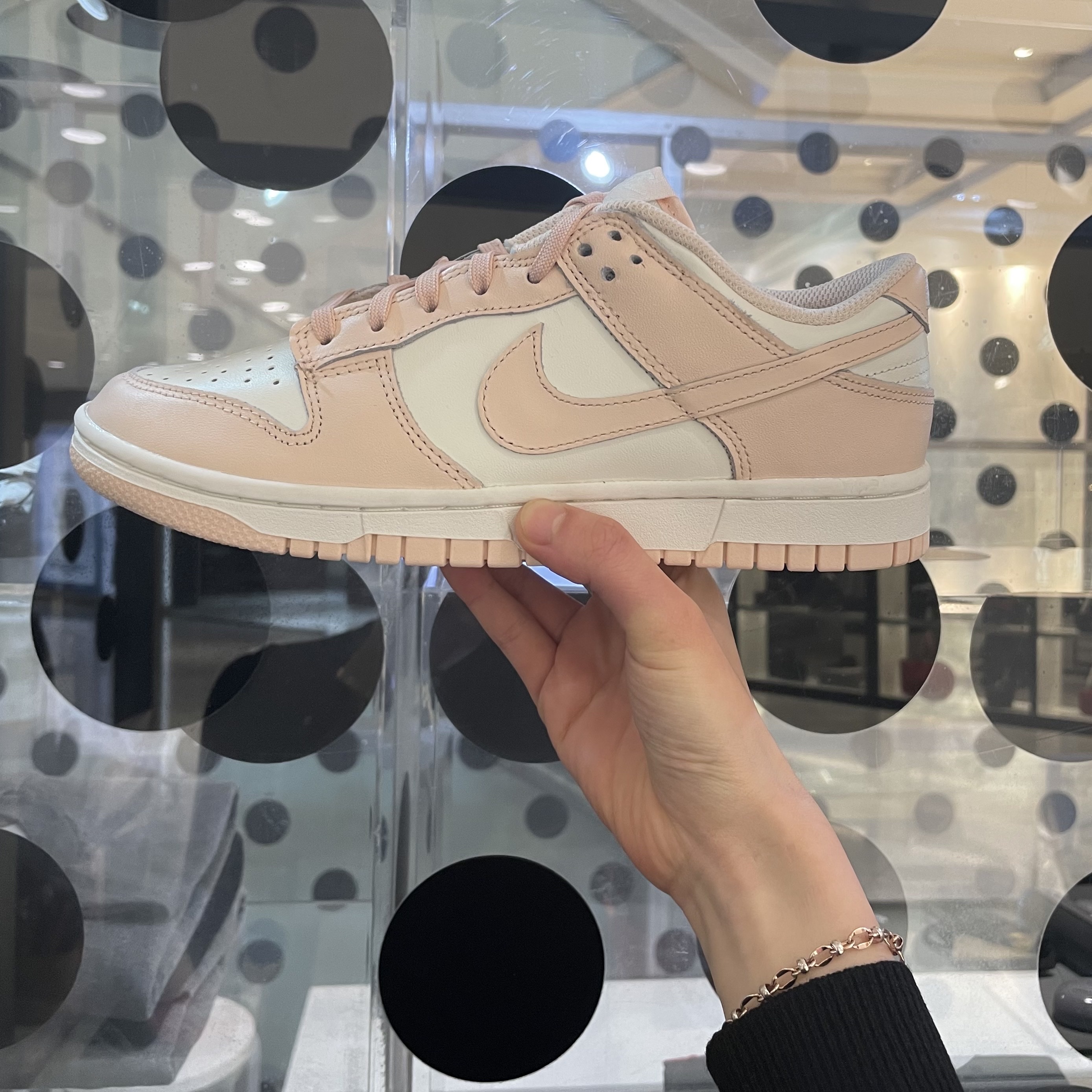 (W) Nike Dunk Low Orange Pearl 착용 스타일