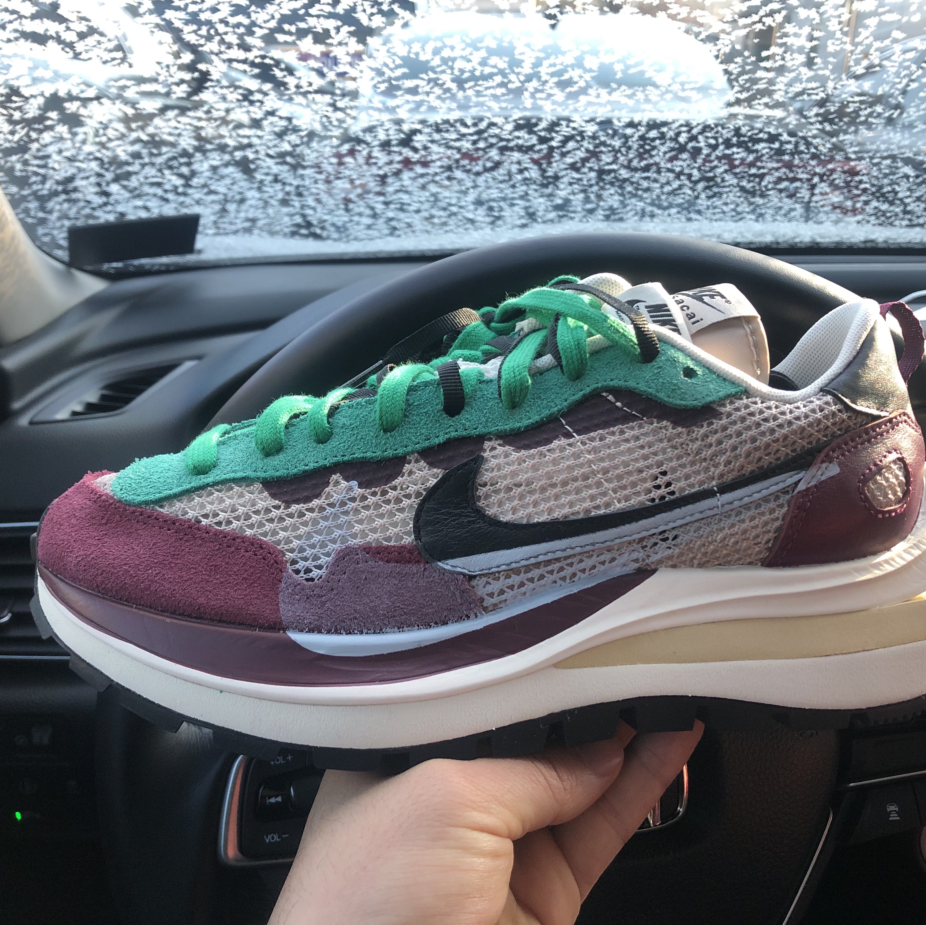 Nike x Sacai VaporWaffle String & Black Villain Red 착용 스타일