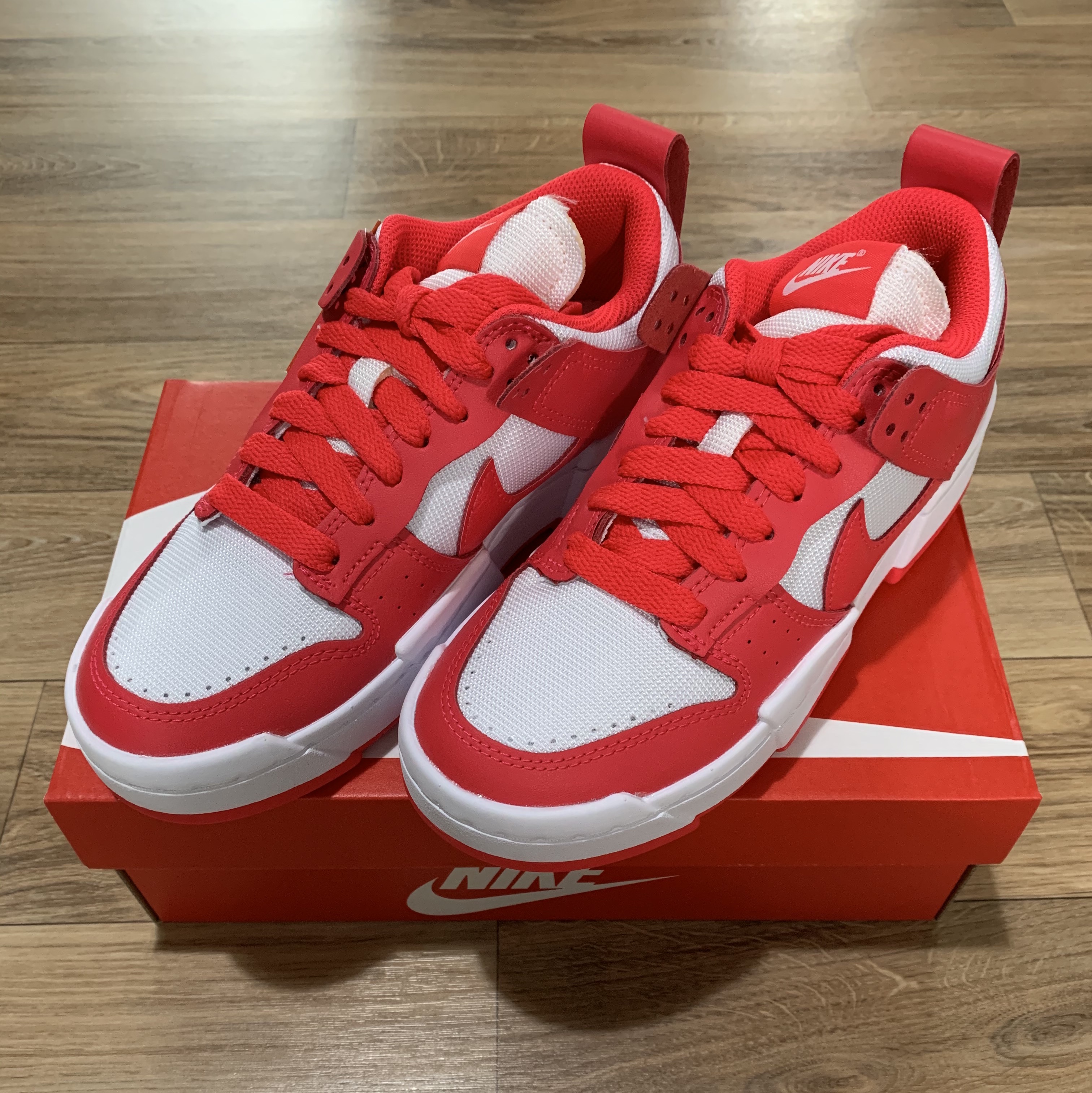 (W) Nike Dunk Low Disrupt Siren Red 착용 스타일