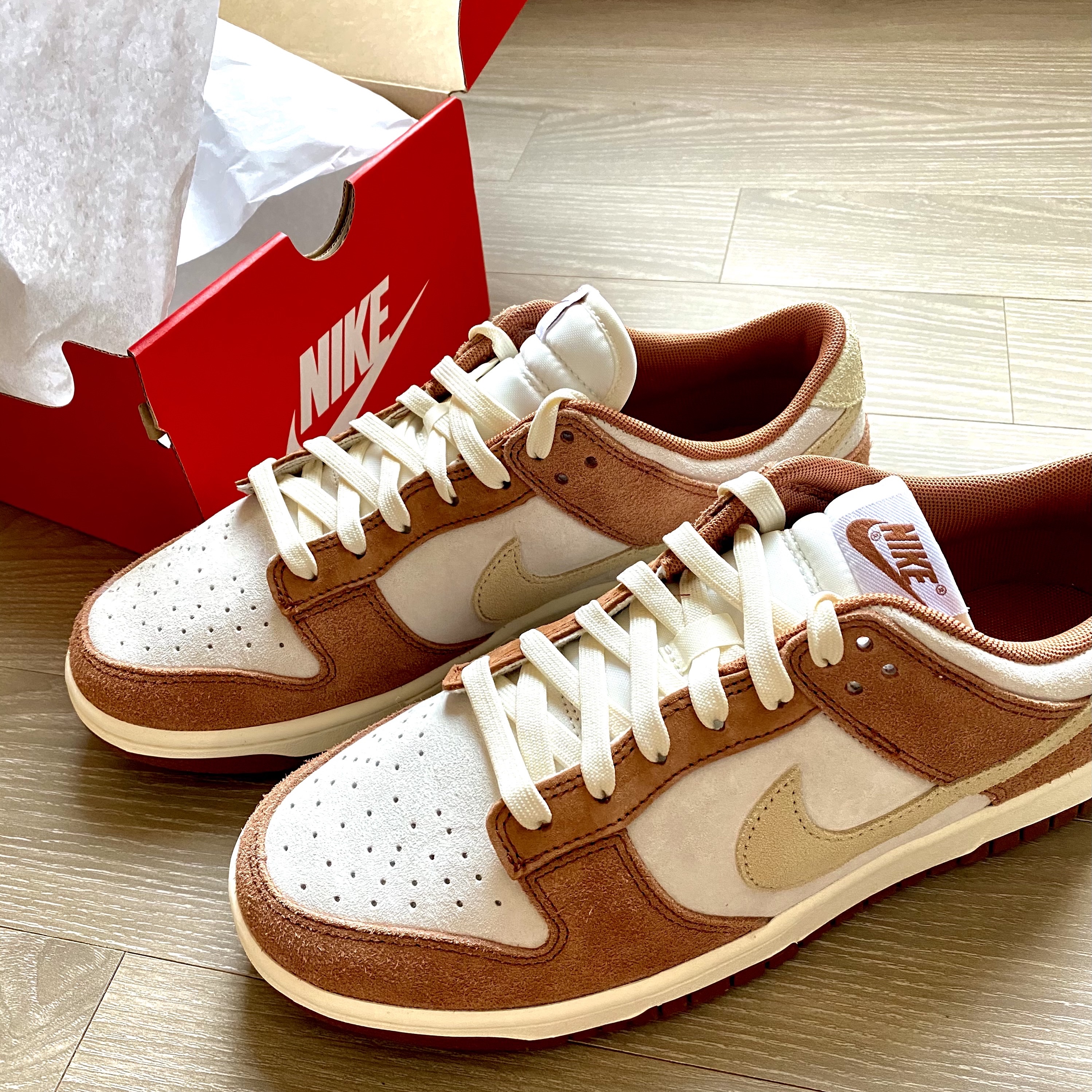 Nike Dunk Low Pro Premium Medium Curry 착용 스타일