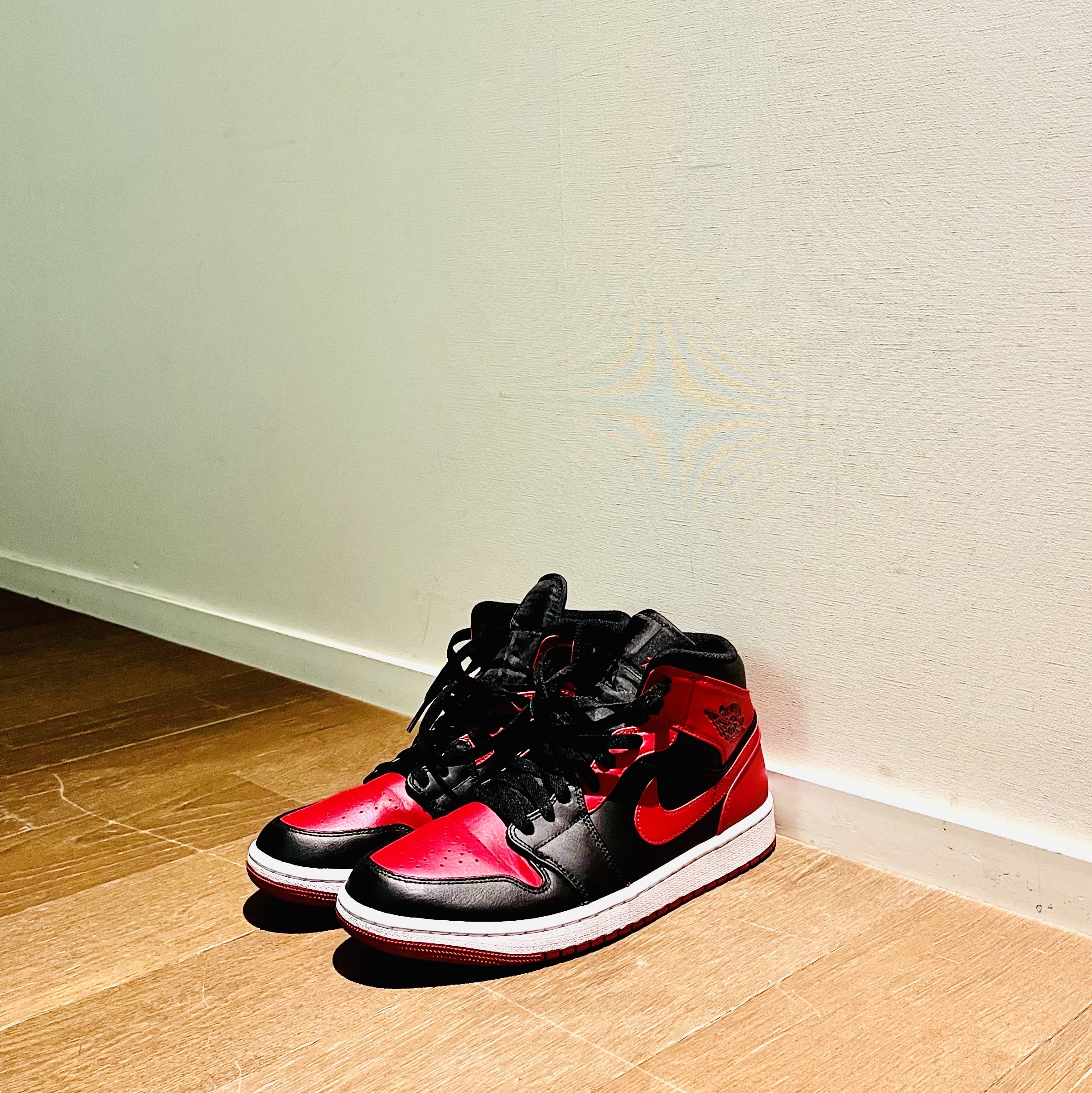 Jordan 1 Mid Bred Banned 2020 착용 스타일