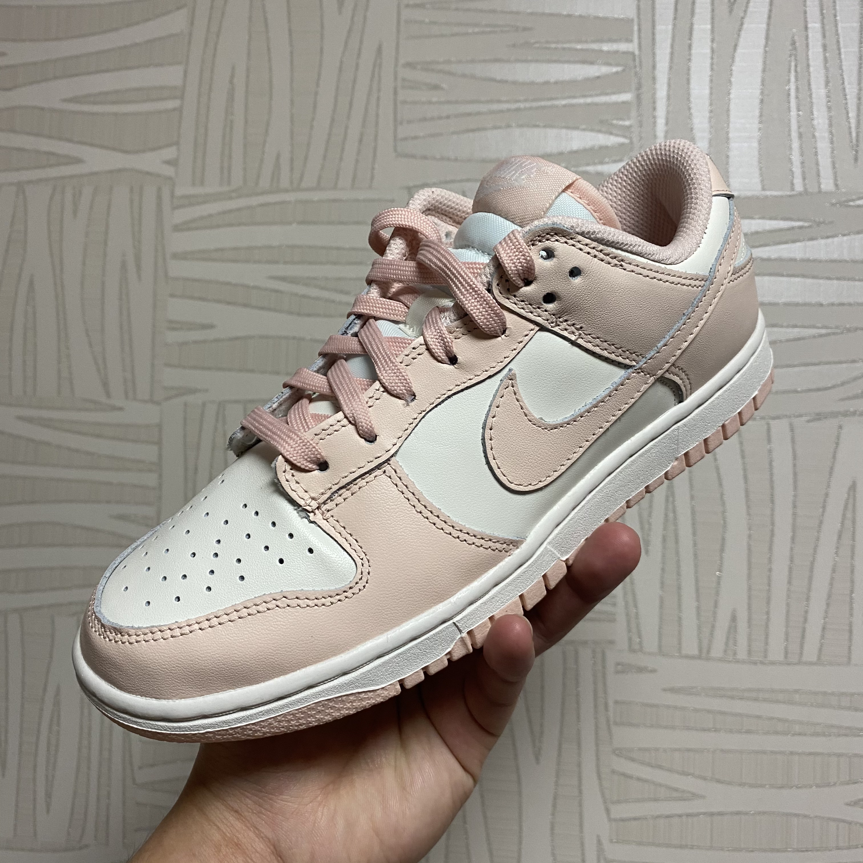 (W) Nike Dunk Low Orange Pearl 착용 스타일 - 2