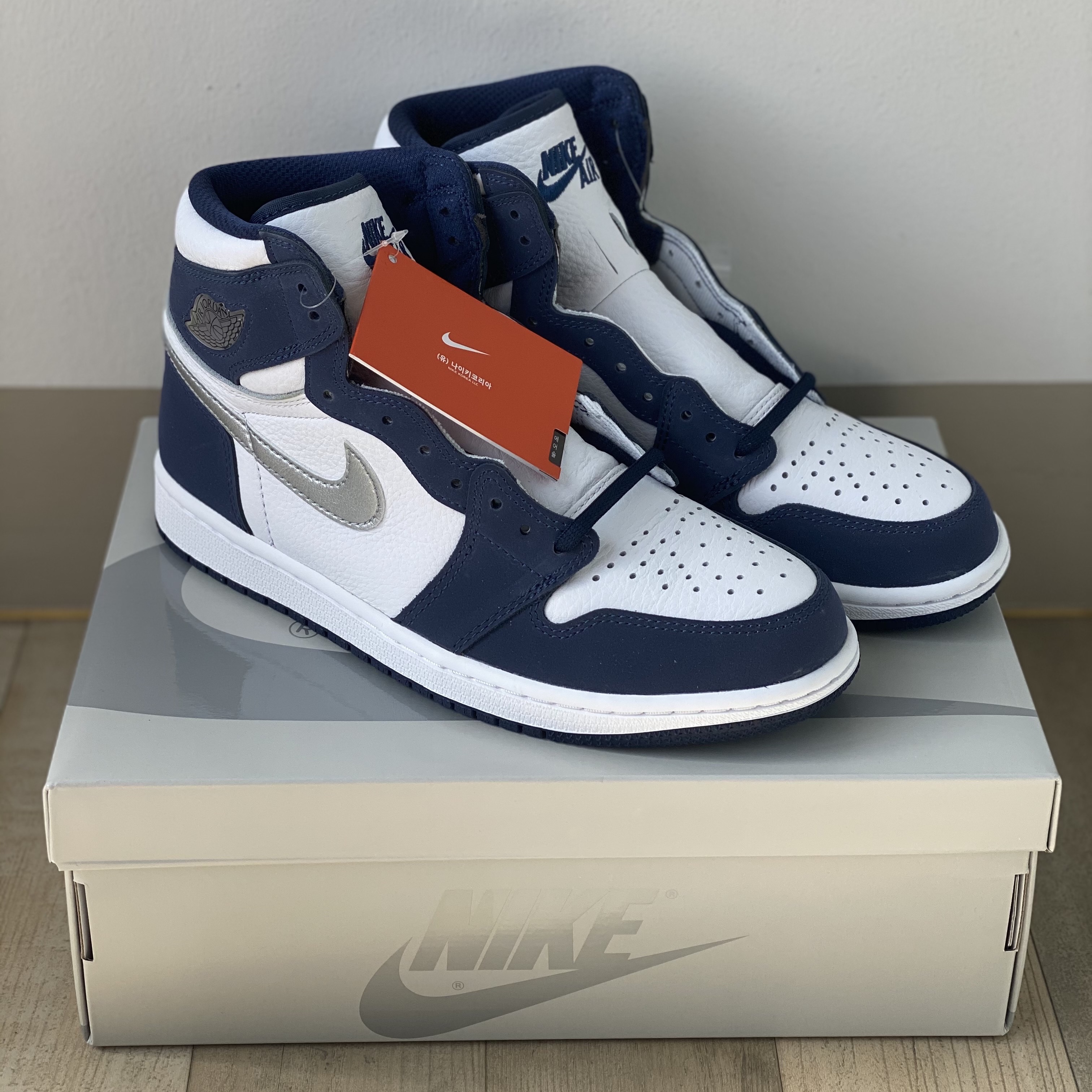Jordan 1 Retro High OG CO.JP Midnight Navy 착용 스타일
