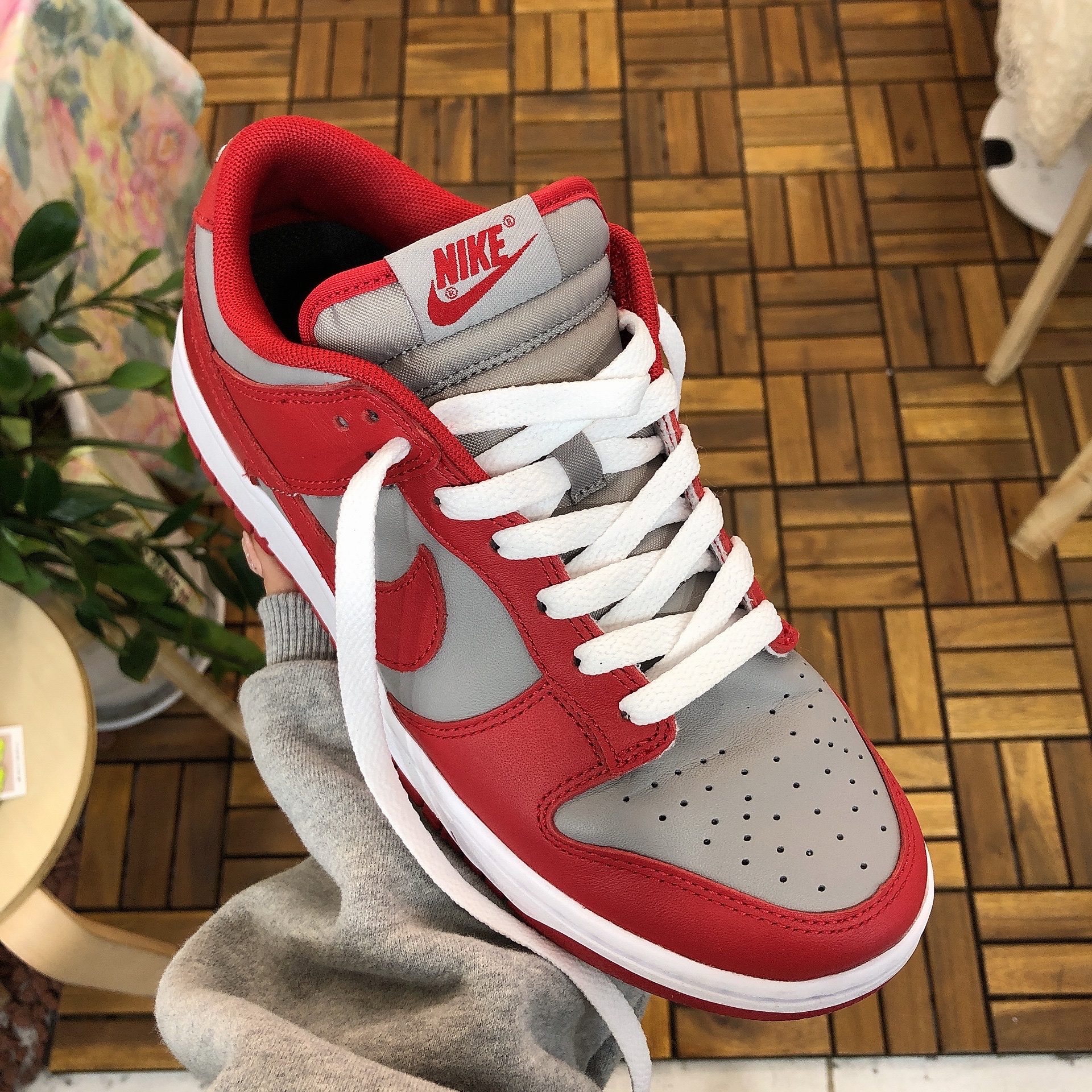 Nike Dunk Low Retro Medium Grey 착용 스타일 - 3