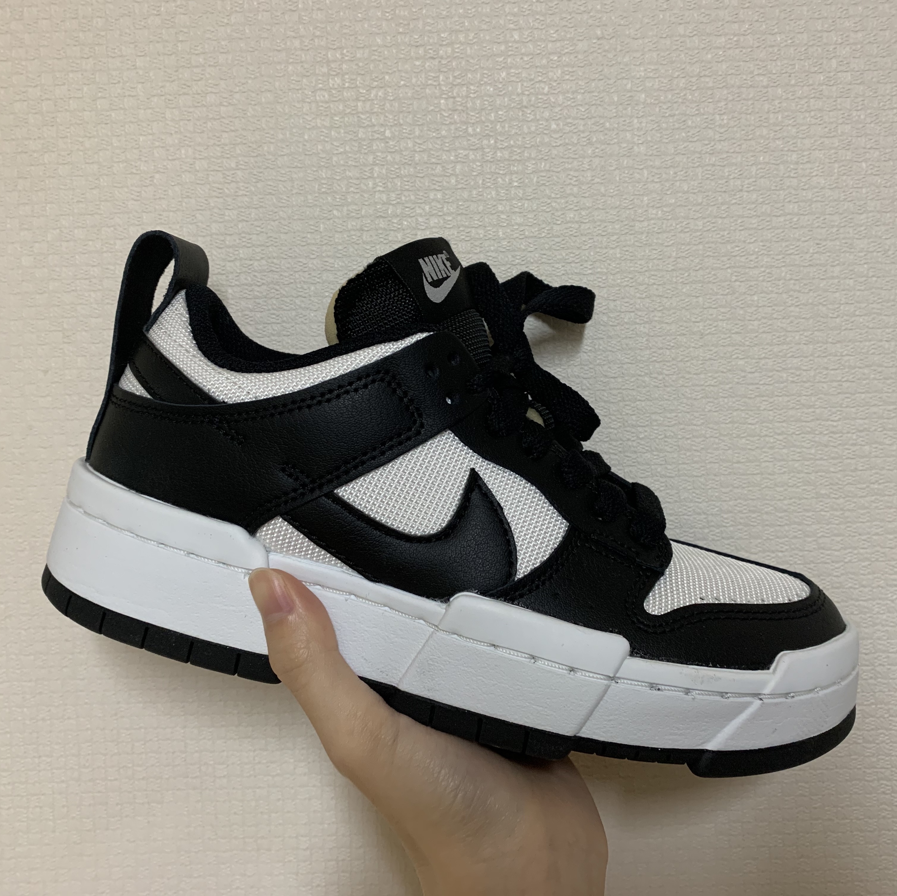 (W) Nike Dunk Low Disrupt Black White 착용 스타일