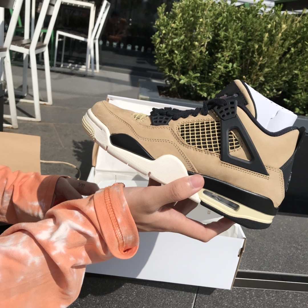 (W) Jordan 4 Retro Fossil 착용 스타일