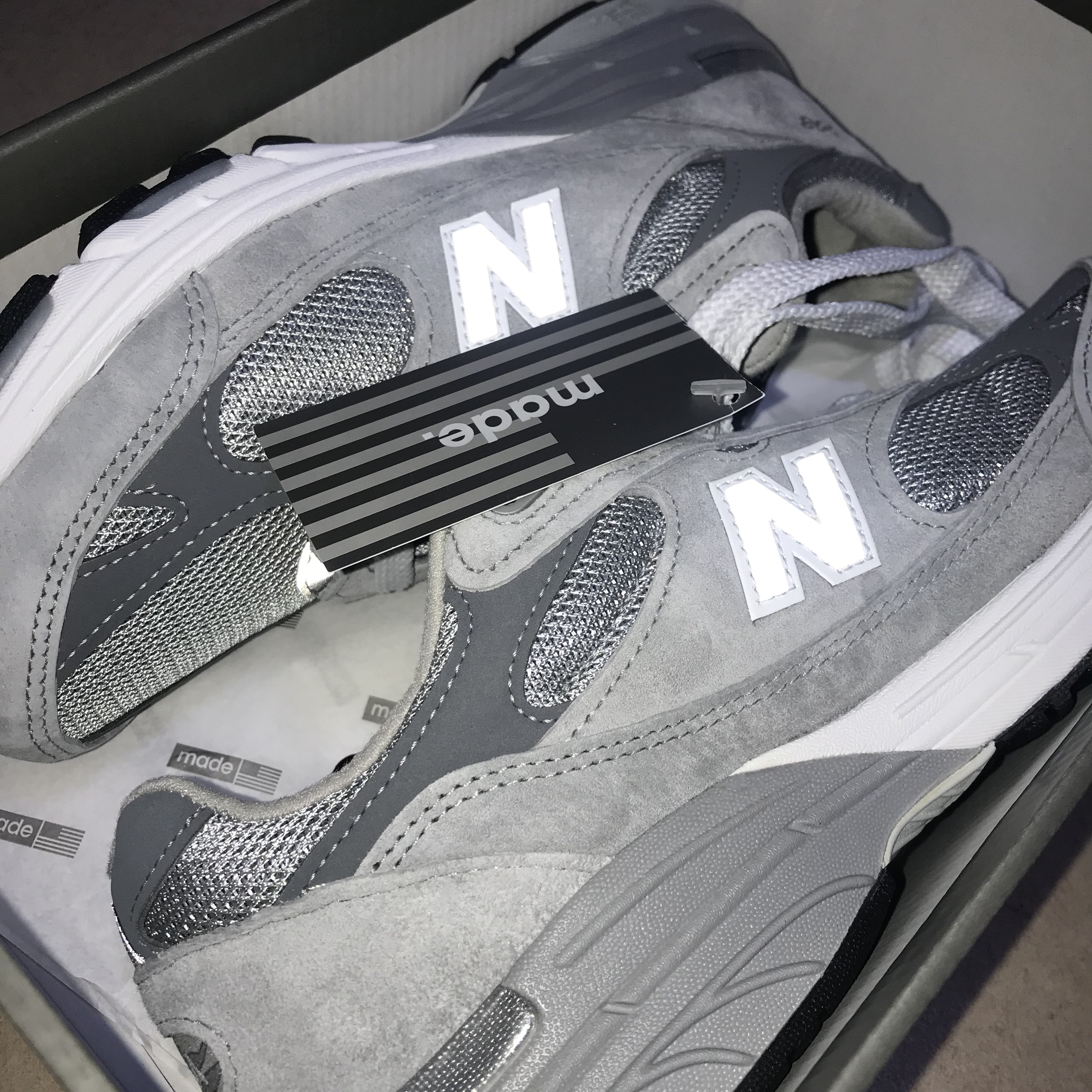 (W) New Balance 993 Made in USA Grey - B Standard 착용 스타일