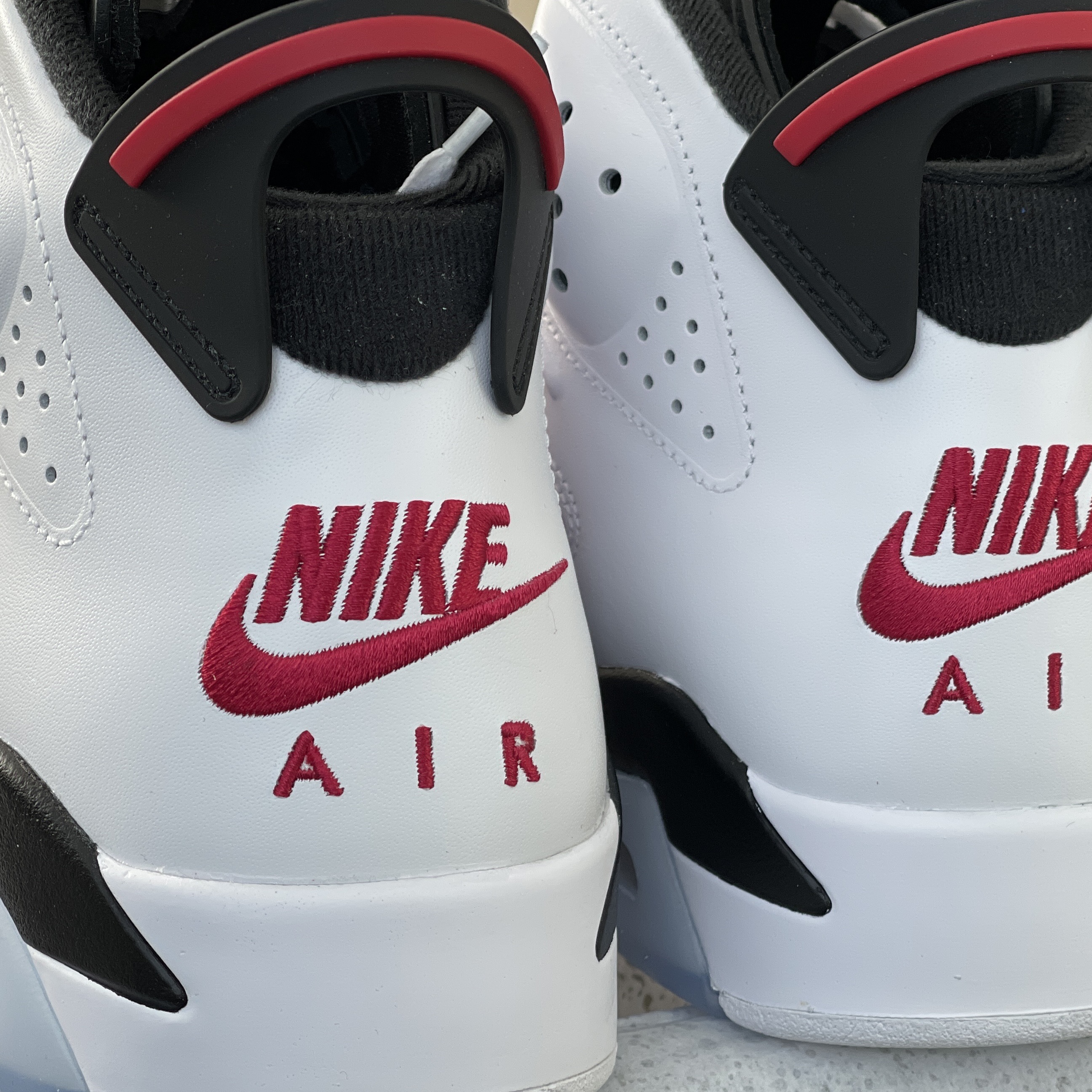 Jordan 6 Retro Carmine 2021 착용 스타일 - 1