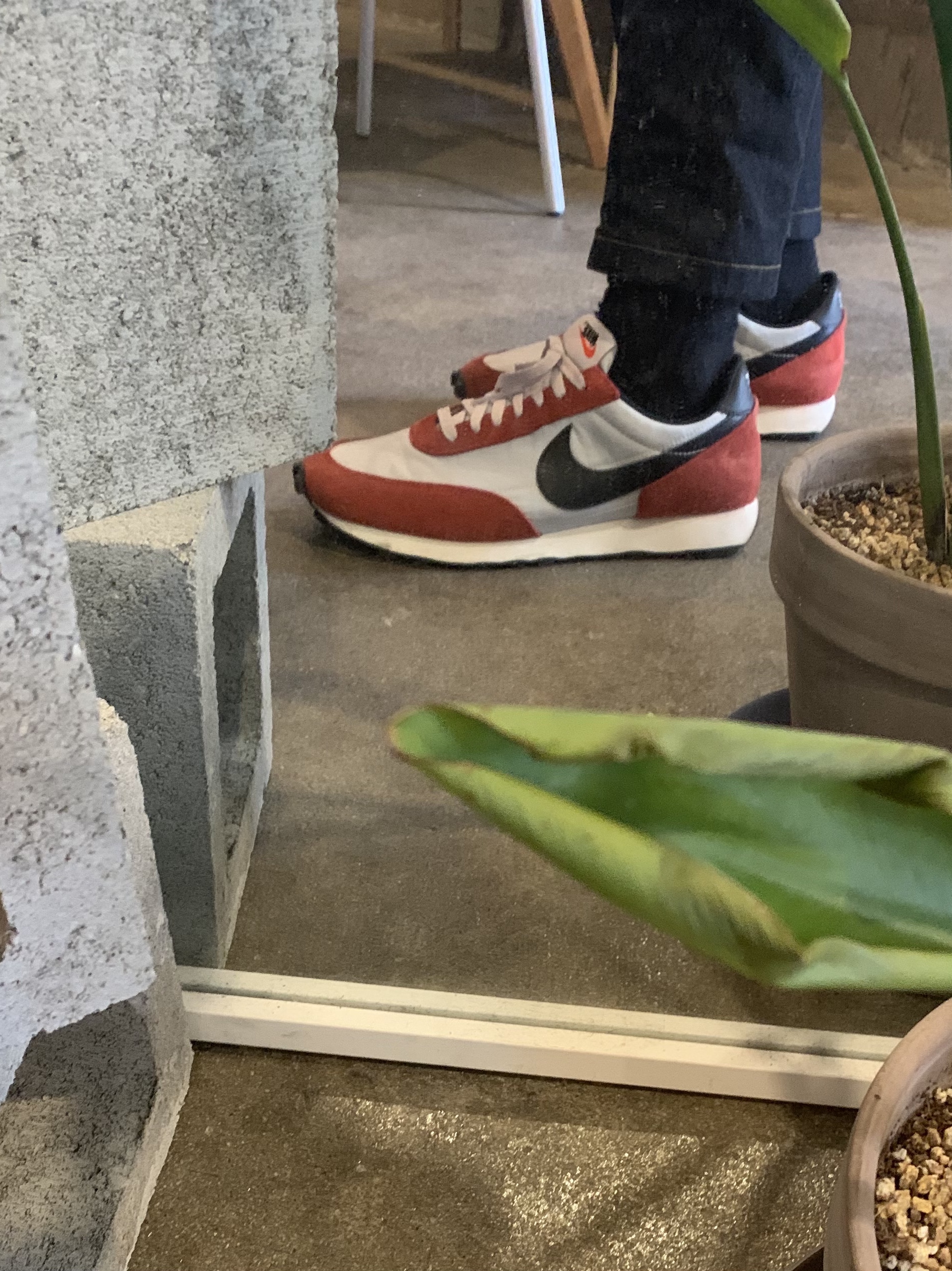 Nike Daybreak Pure Platinum 착용 스타일