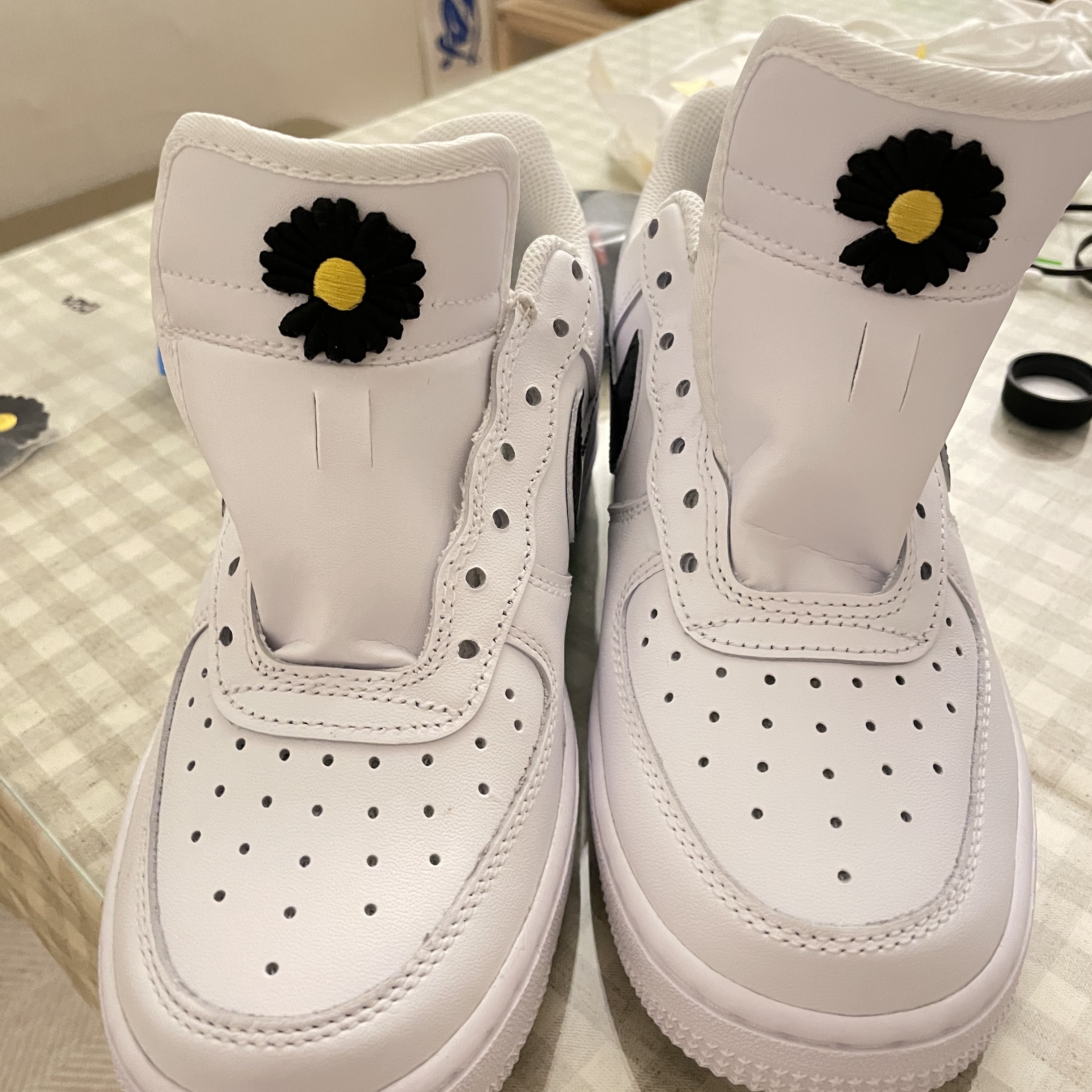 Nike Air Force 1 '07 Low White, Nike x Peaceminusone Air Force 1 Low Para-Noise 2.0 착용 스타일 - 1