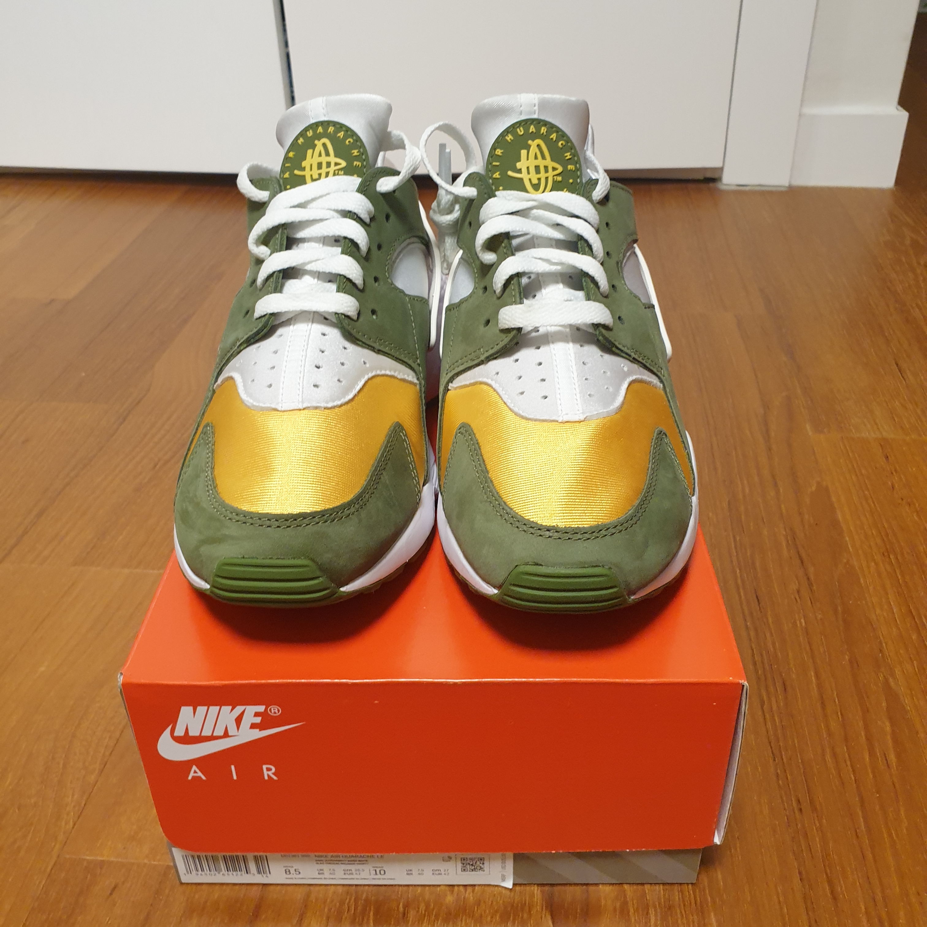 Nike x Stussy Air Huarache LE Dark Olive 착용 스타일 - 1
