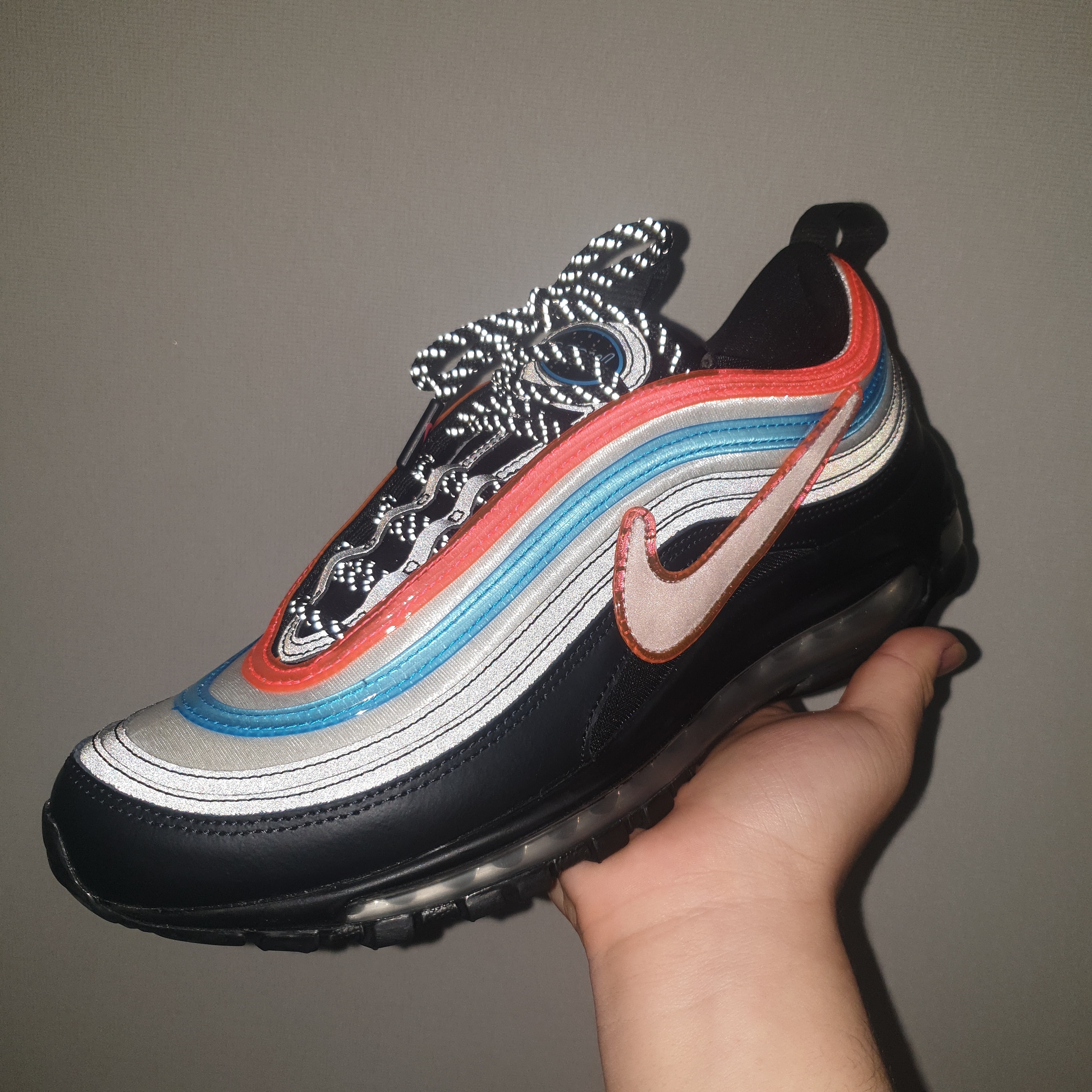 Nike Air Max 97 Neon Seoul 착용 스타일