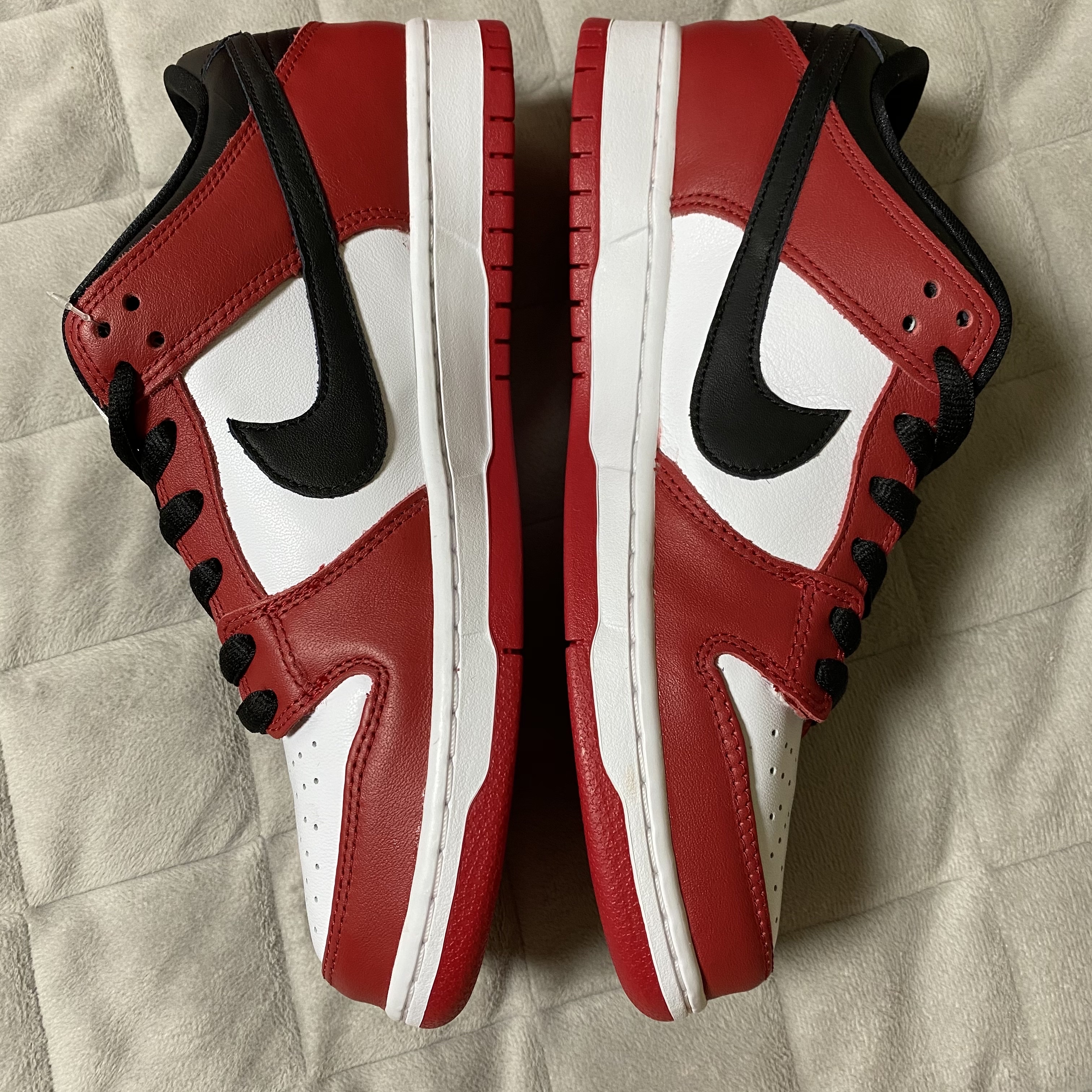 Nike SB Dunk Low Pro Chicago 착용 스타일 - 2