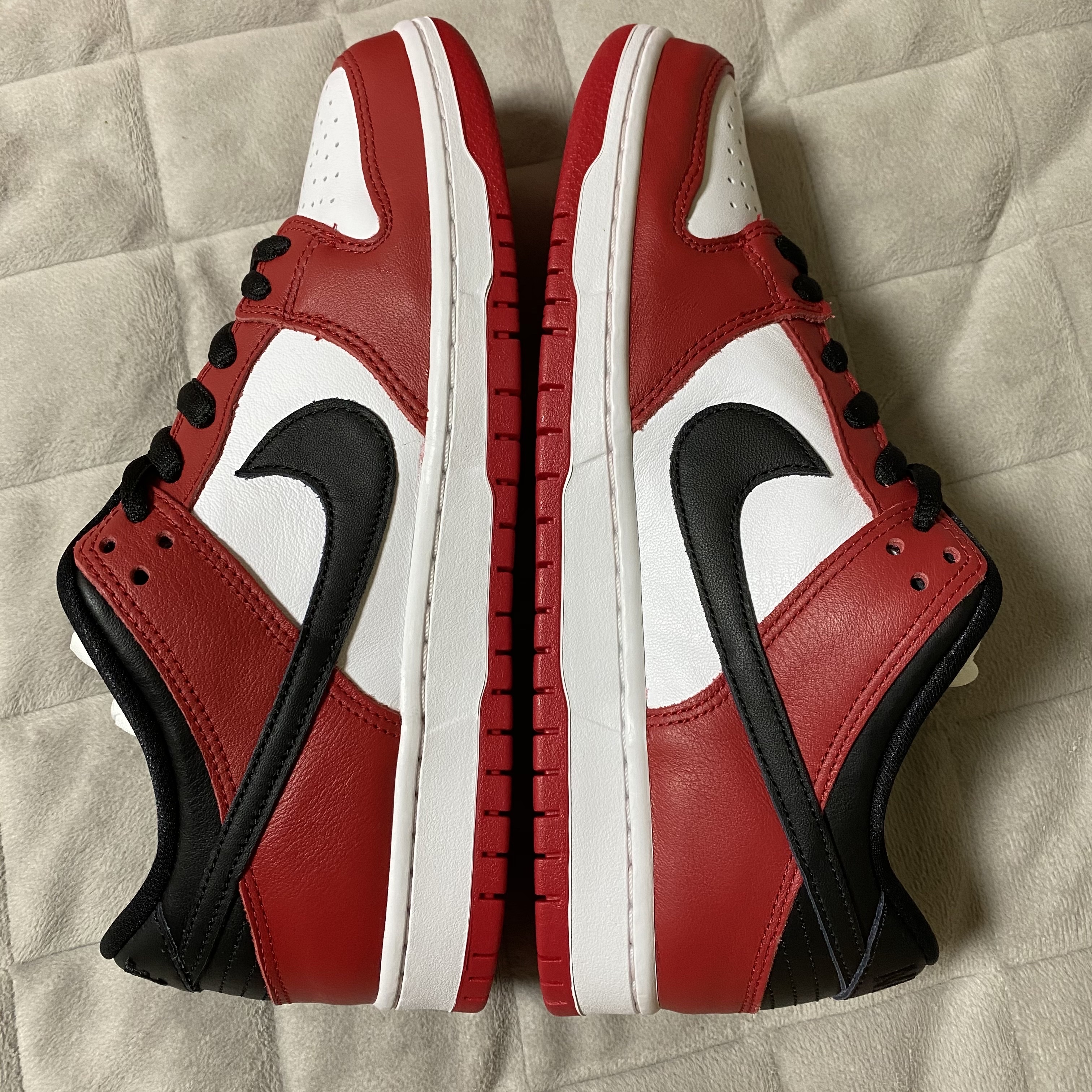 Nike SB Dunk Low Pro Chicago 착용 스타일 - 3