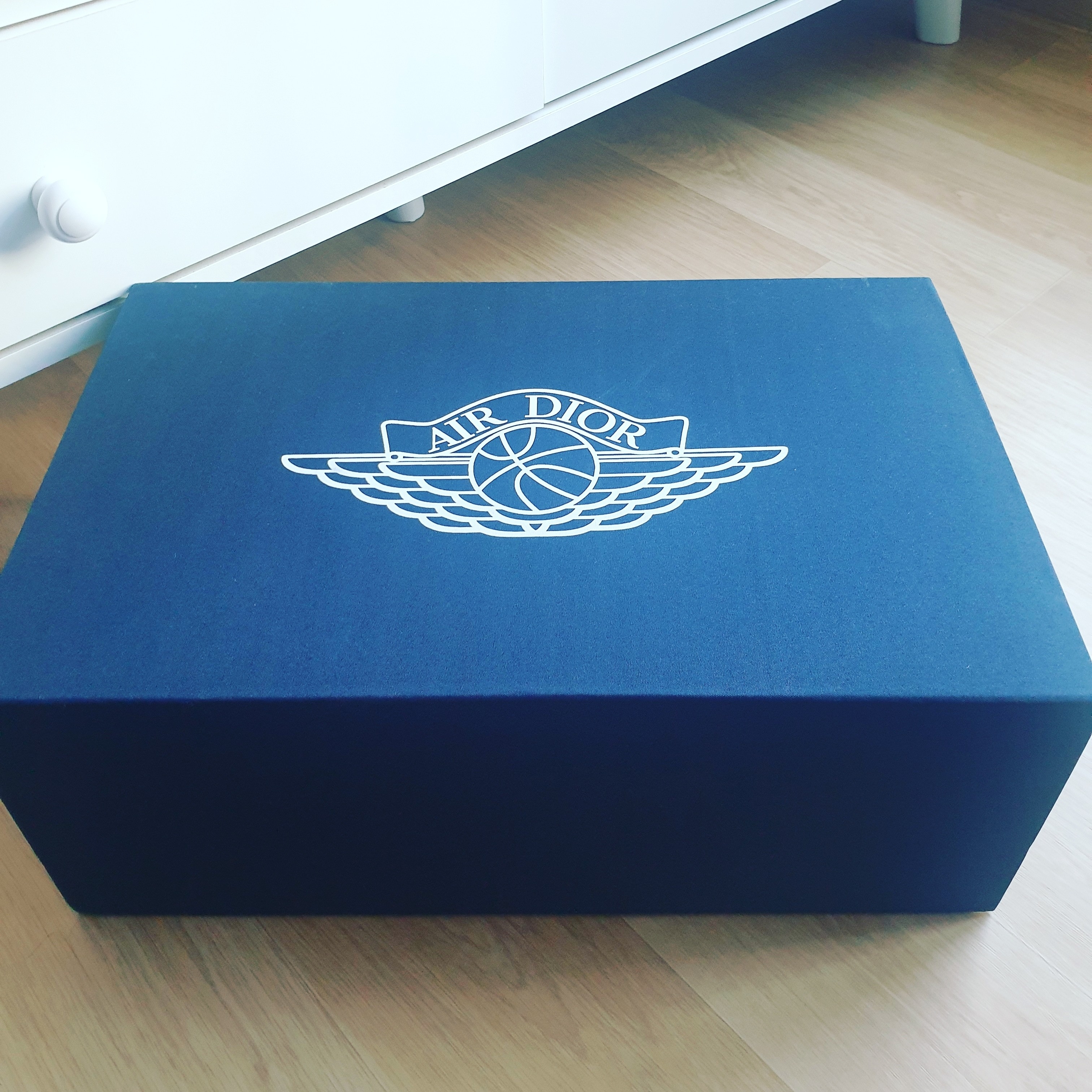 Jordan 1 x Dior High OG 착용 스타일