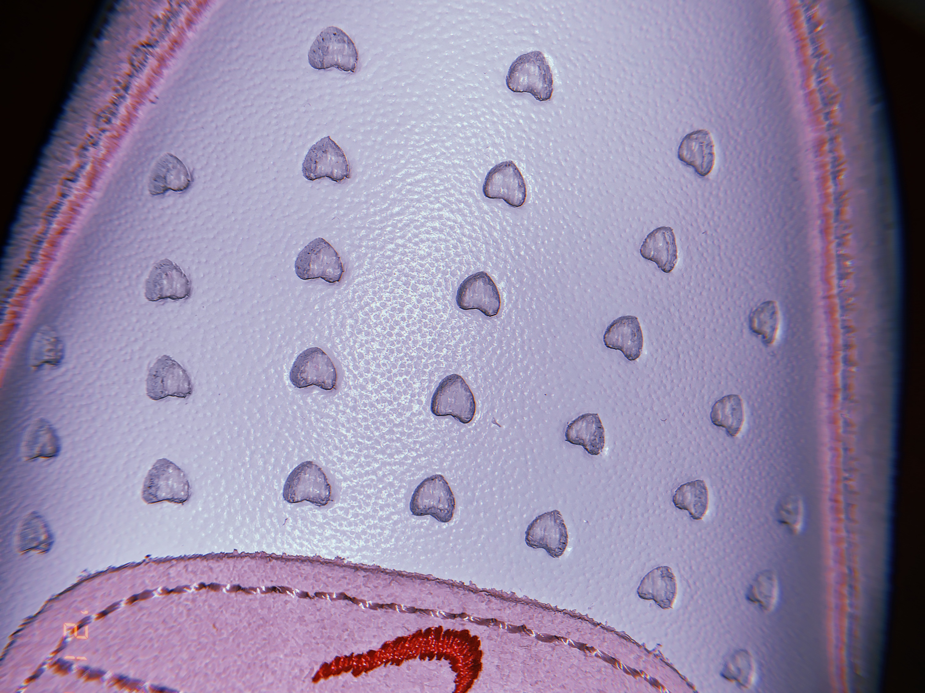 Nike Air Force 1 '07 QS Valentine's Day 착용 스타일 - 3