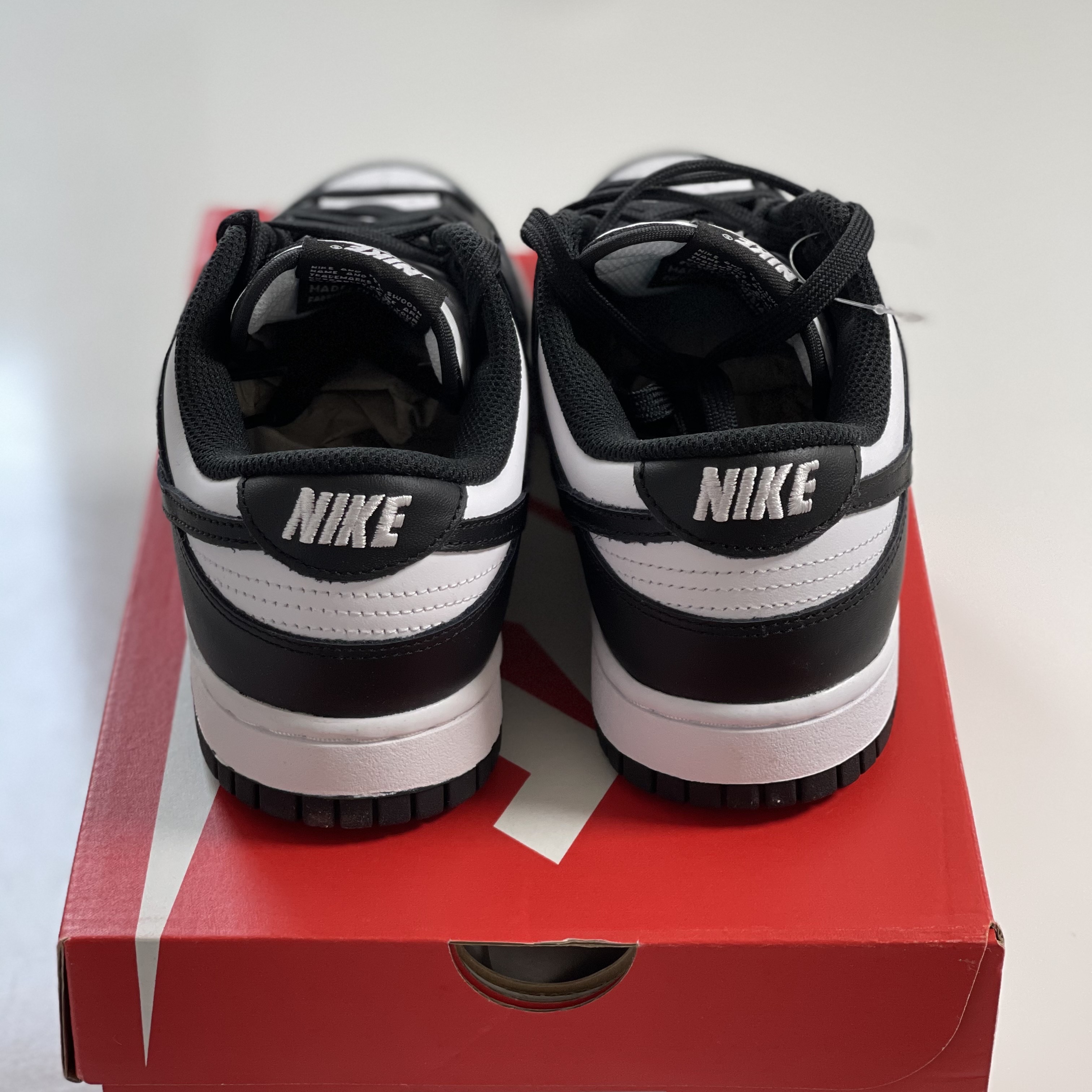 (W) Nike Dunk Low Black 착용 스타일 - 4