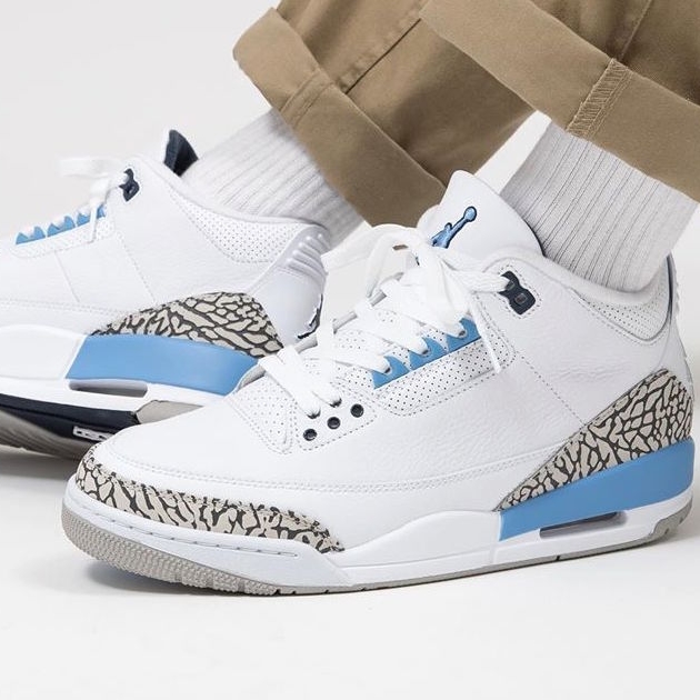 Jordan 3 Retro UNC 2020 착용 스타일 - 4