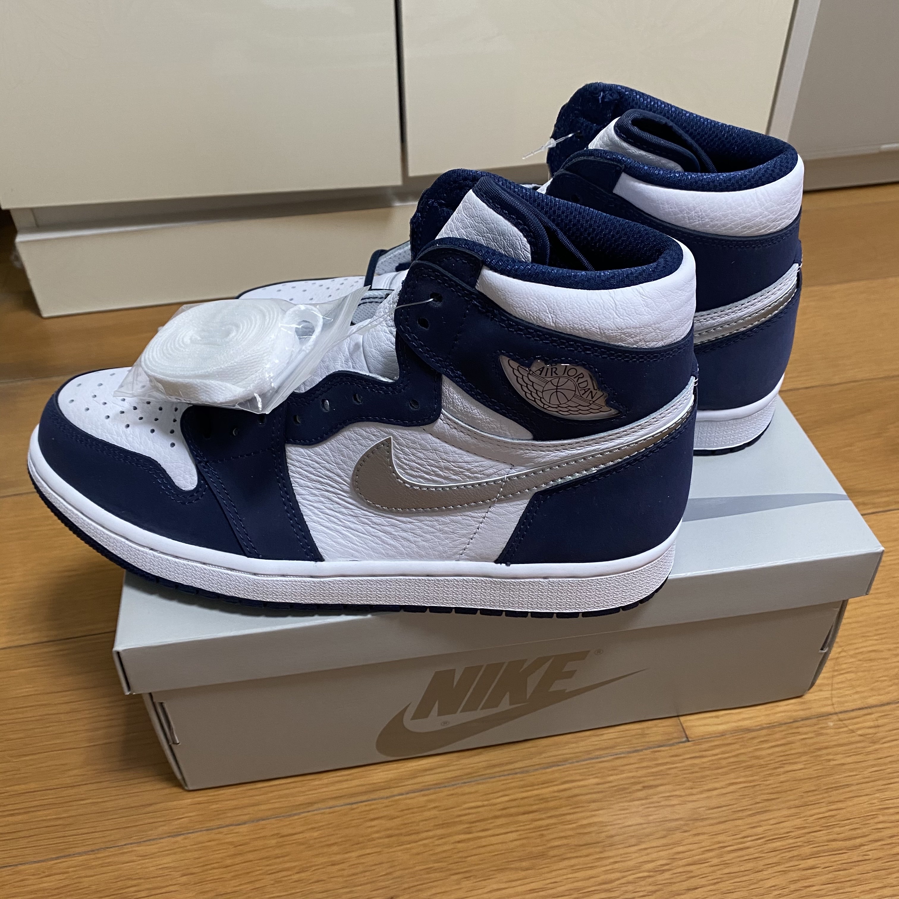Jordan 1 Retro High OG CO.JP Midnight Navy 착용 스타일
