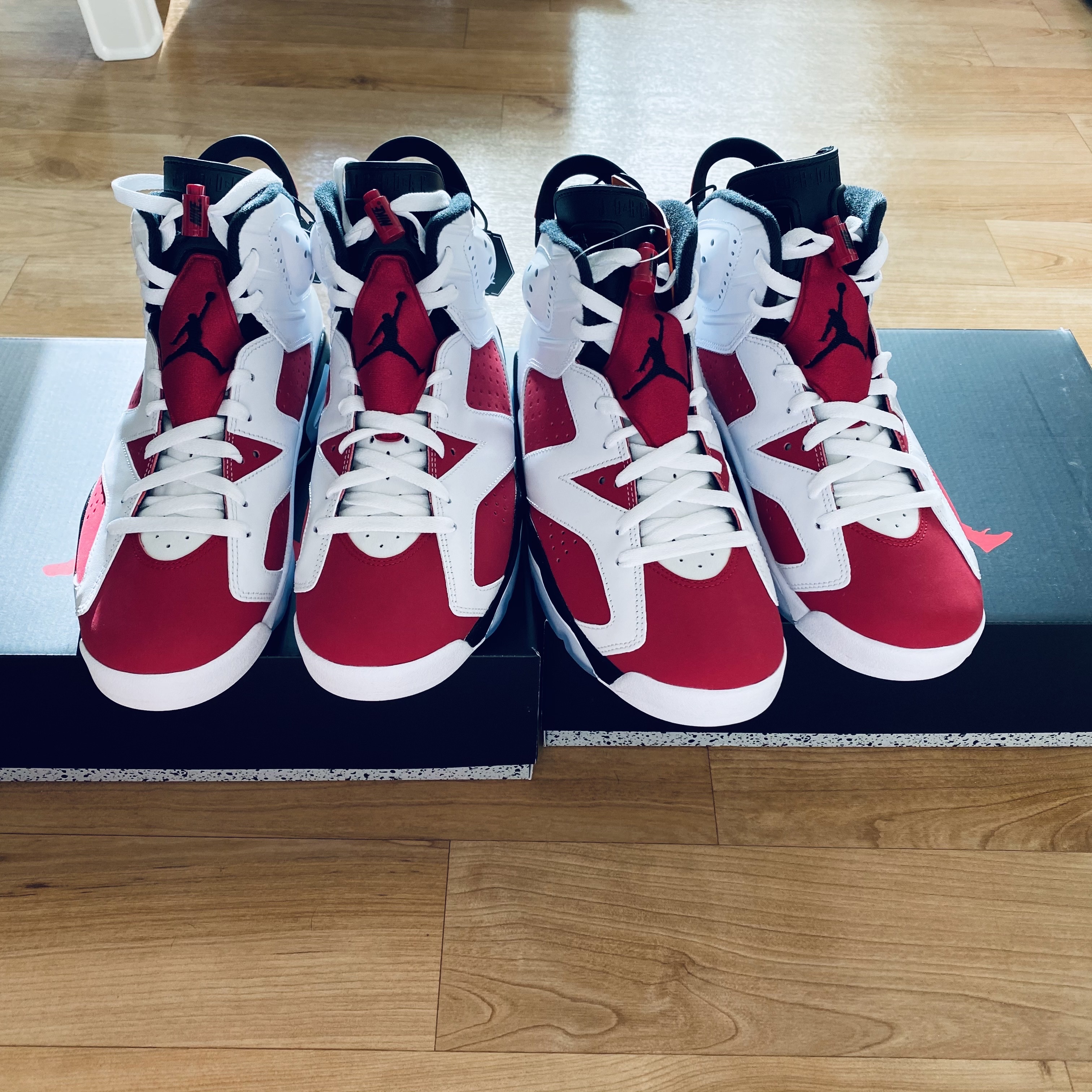 Jordan 6 Retro Carmine 2021 착용 스타일 - 1