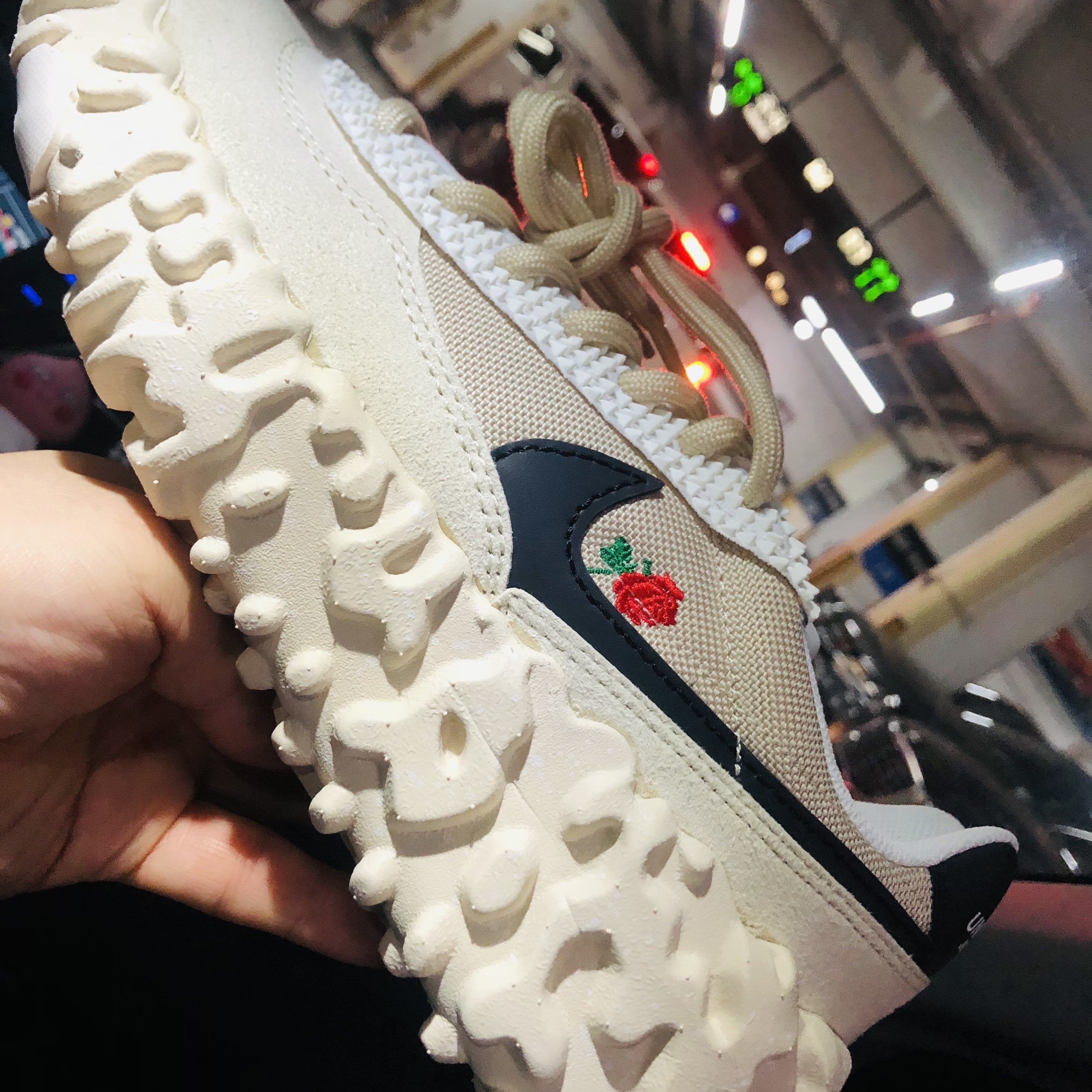 Nike x Undercover Overbreak SP Overcast 착용 스타일 - 2