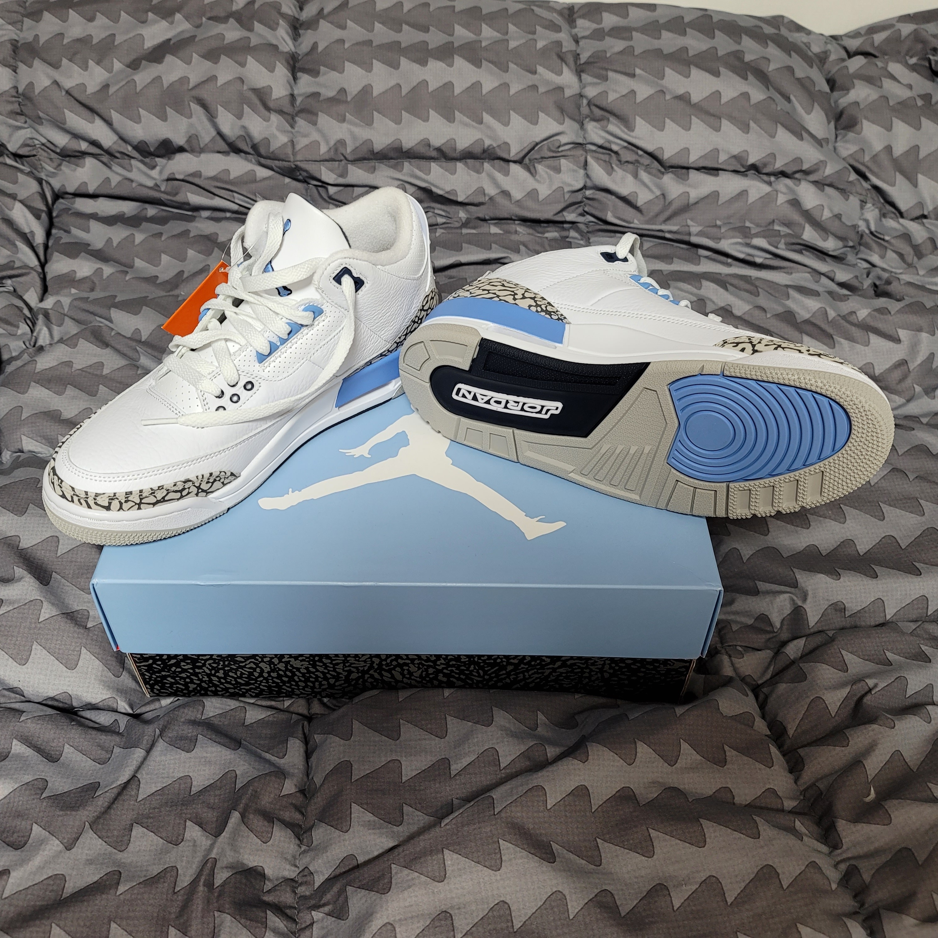 Jordan 3 Retro UNC 2020 착용 스타일 - 1