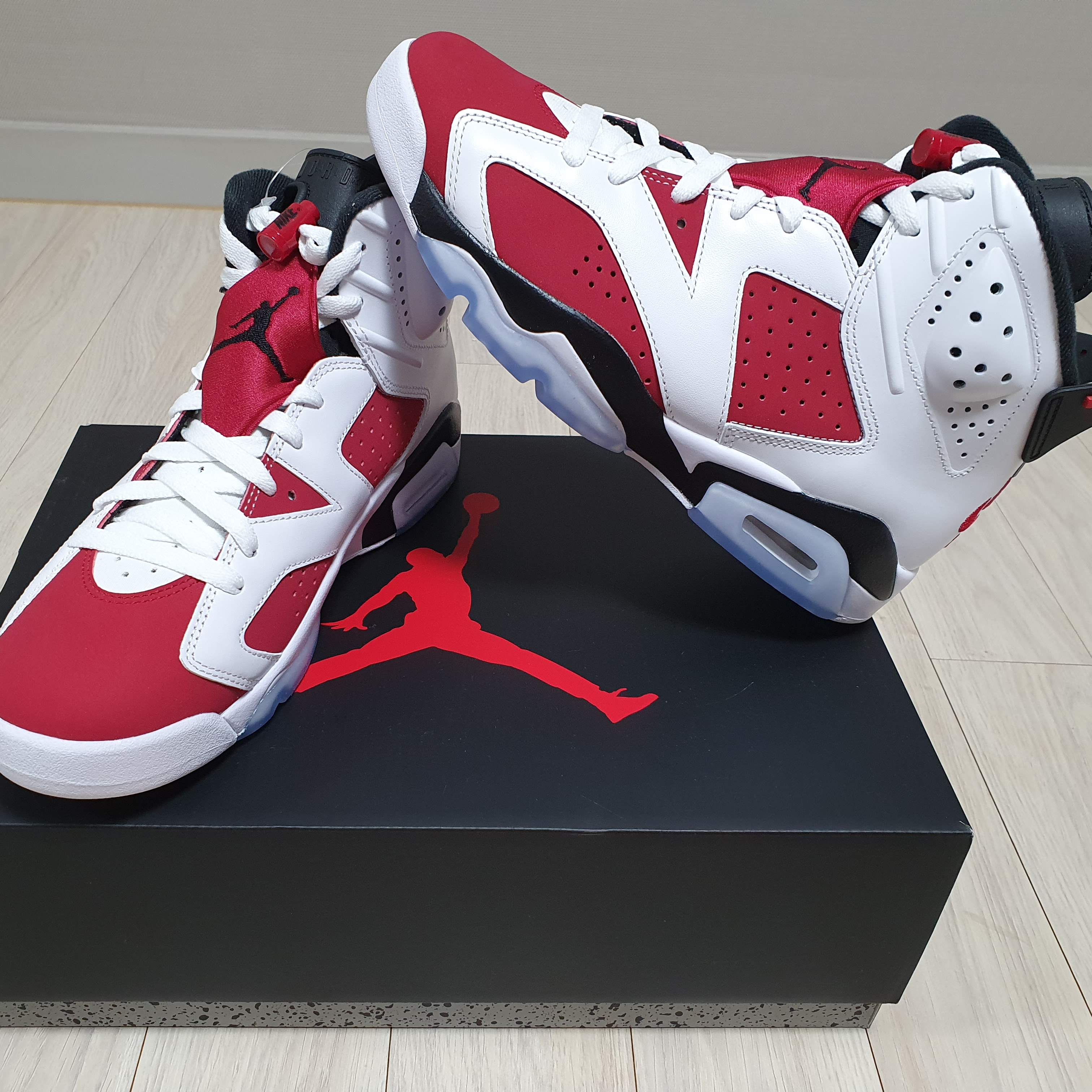 Jordan 6 Retro Carmine 2021 착용 스타일