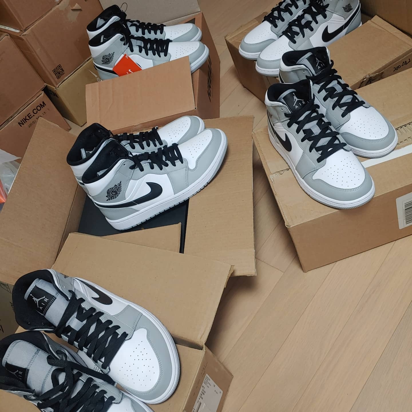 Jordan 1 Mid Light Smoke Grey, (GS) Jordan 1 Mid Light Smoke Grey 착용 스타일