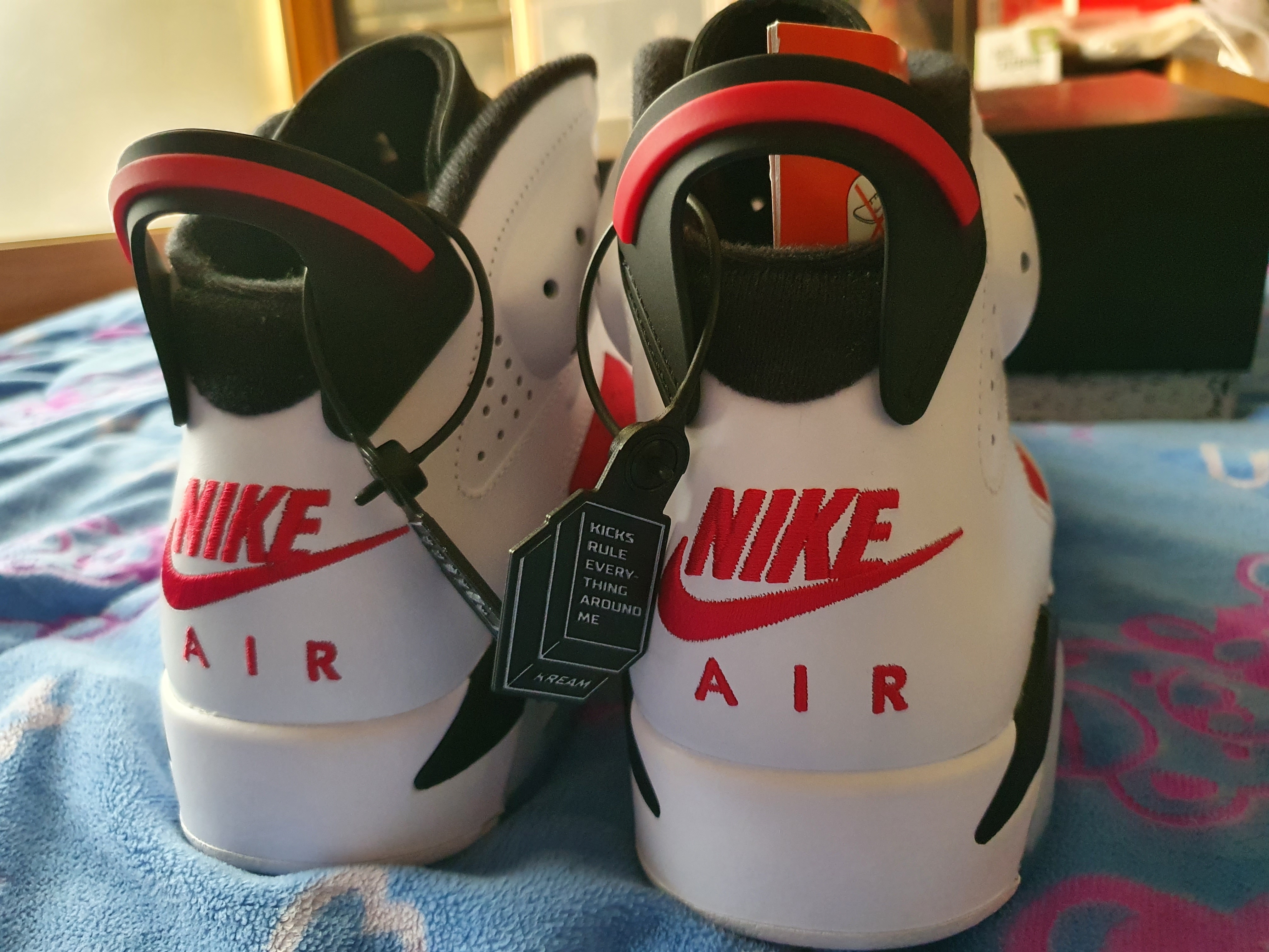 Jordan 6 Retro Carmine 2021 착용 스타일 - 2