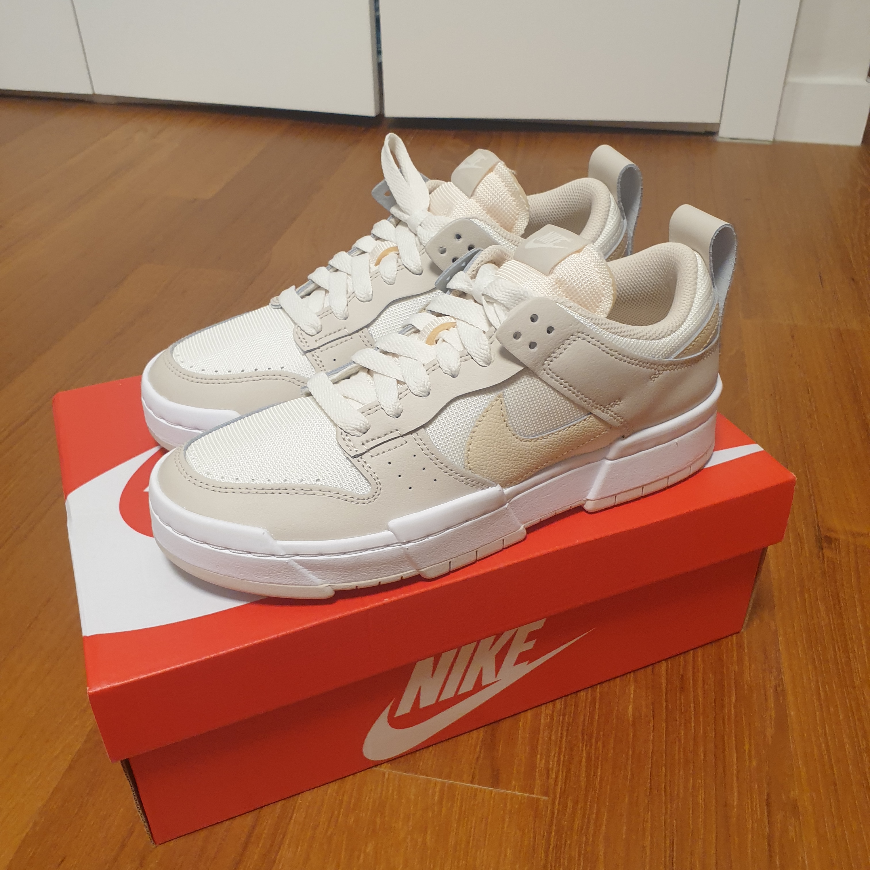 (W) Nike Dunk Low Disrupt Desert Sand 착용 스타일 - 2