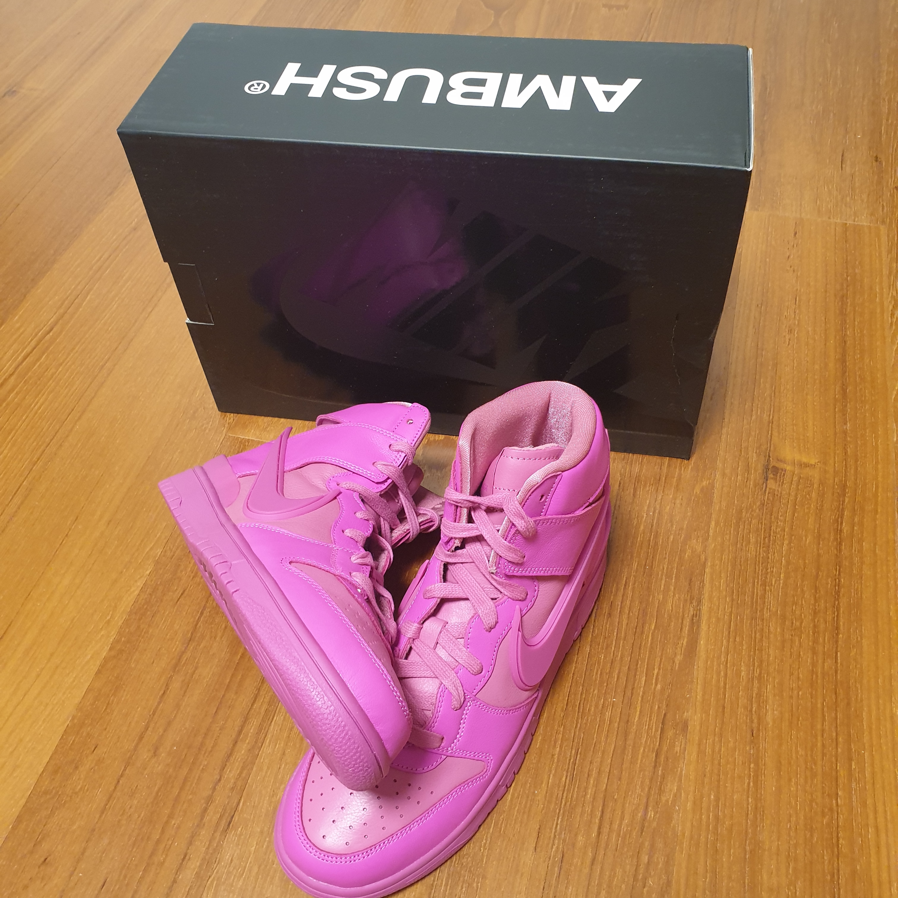 Nike x Ambush Dunk High Cosmic Fuchsia 착용 스타일 - 3