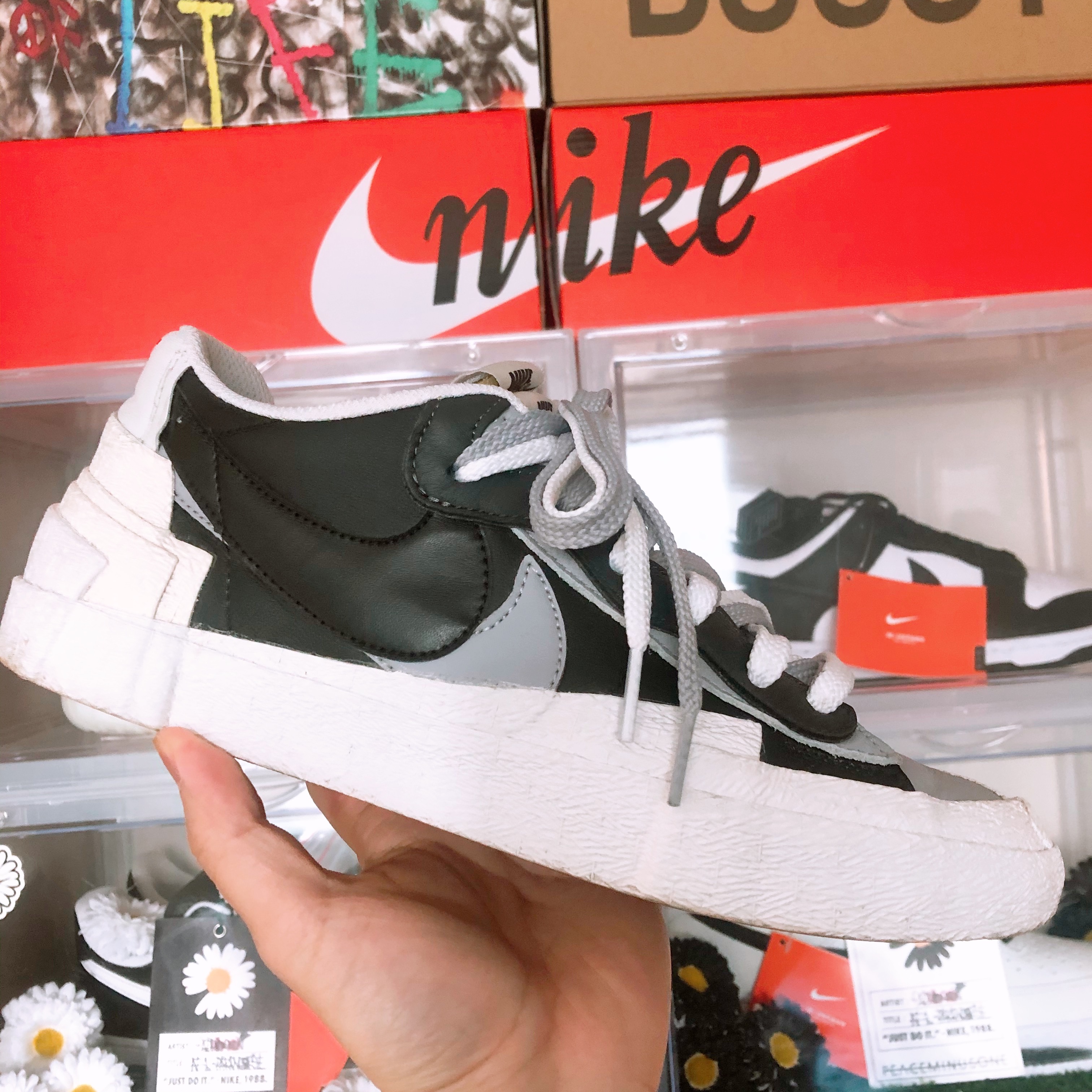 Nike x Sacai Blazer Mid Black Grey 착용 스타일 - 2