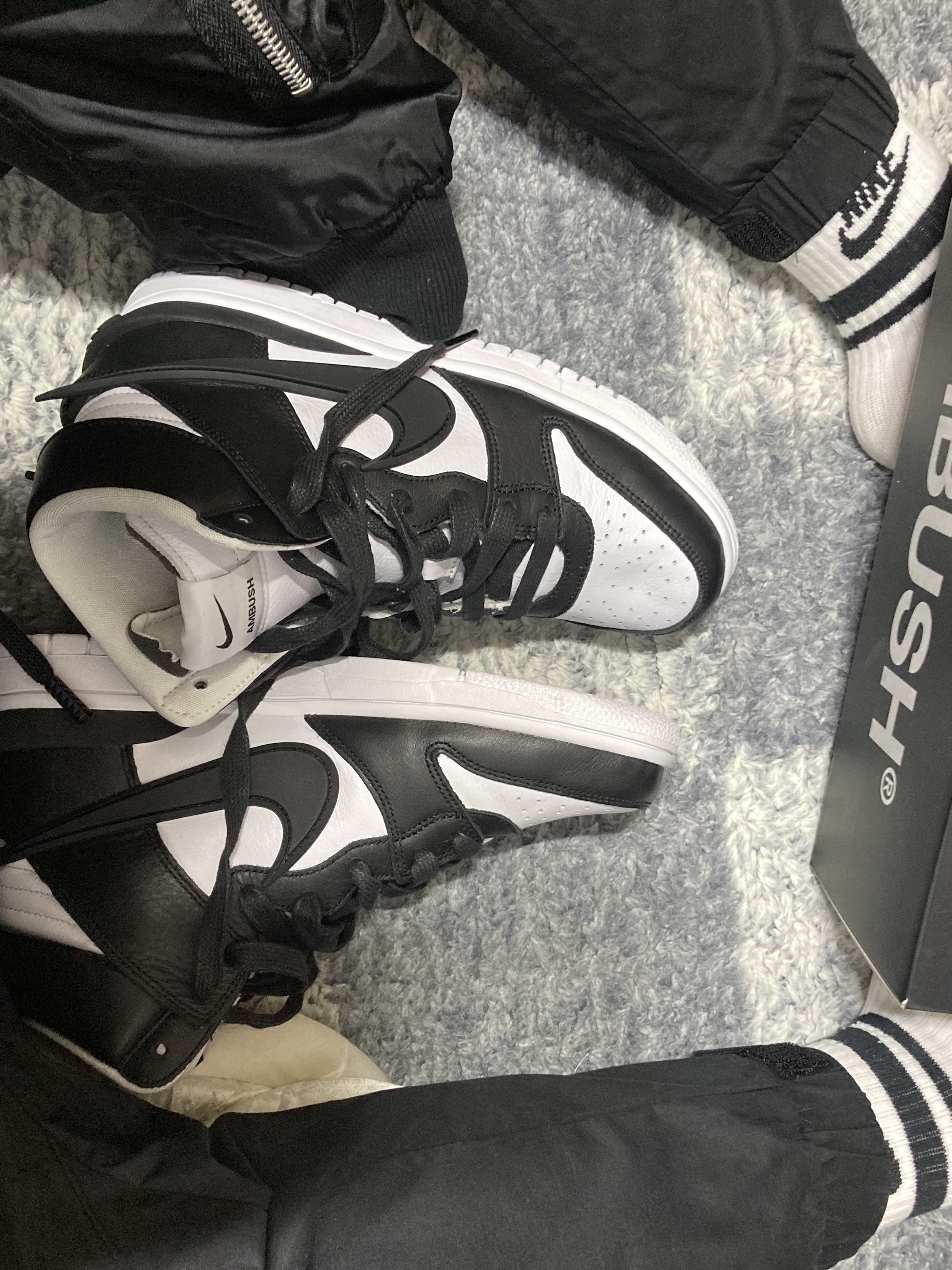 Nike x Ambush Dunk High Black 착용 스타일 - 4