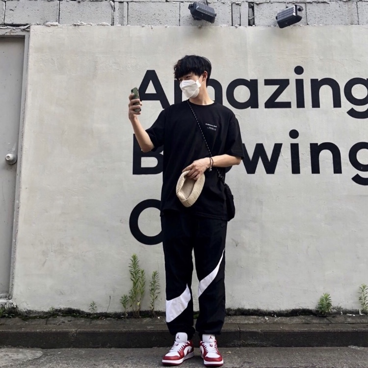 Jordan 1 Low Gym Red White 착용 스타일