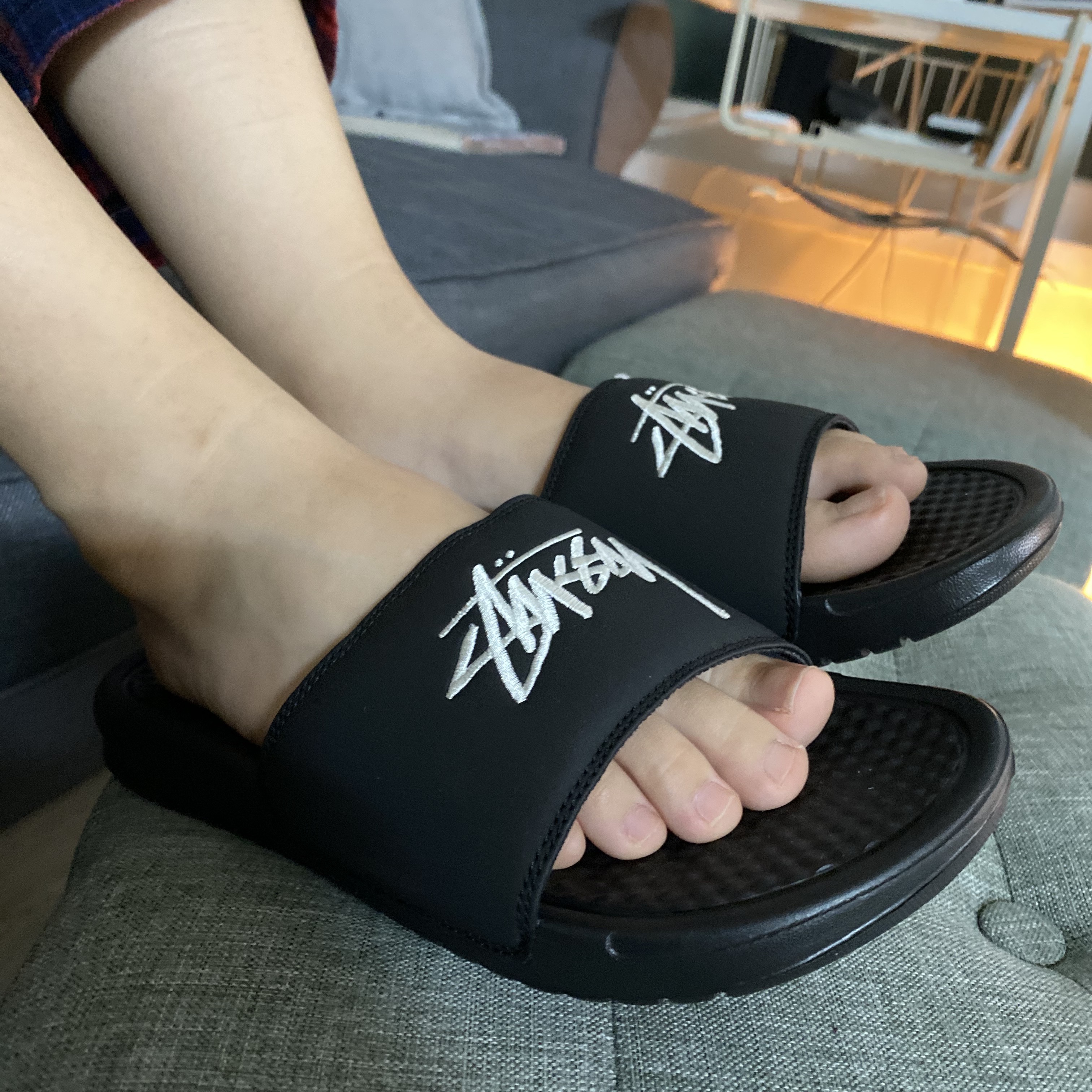Nike x Stussy Benassi Slide Black 착용 스타일