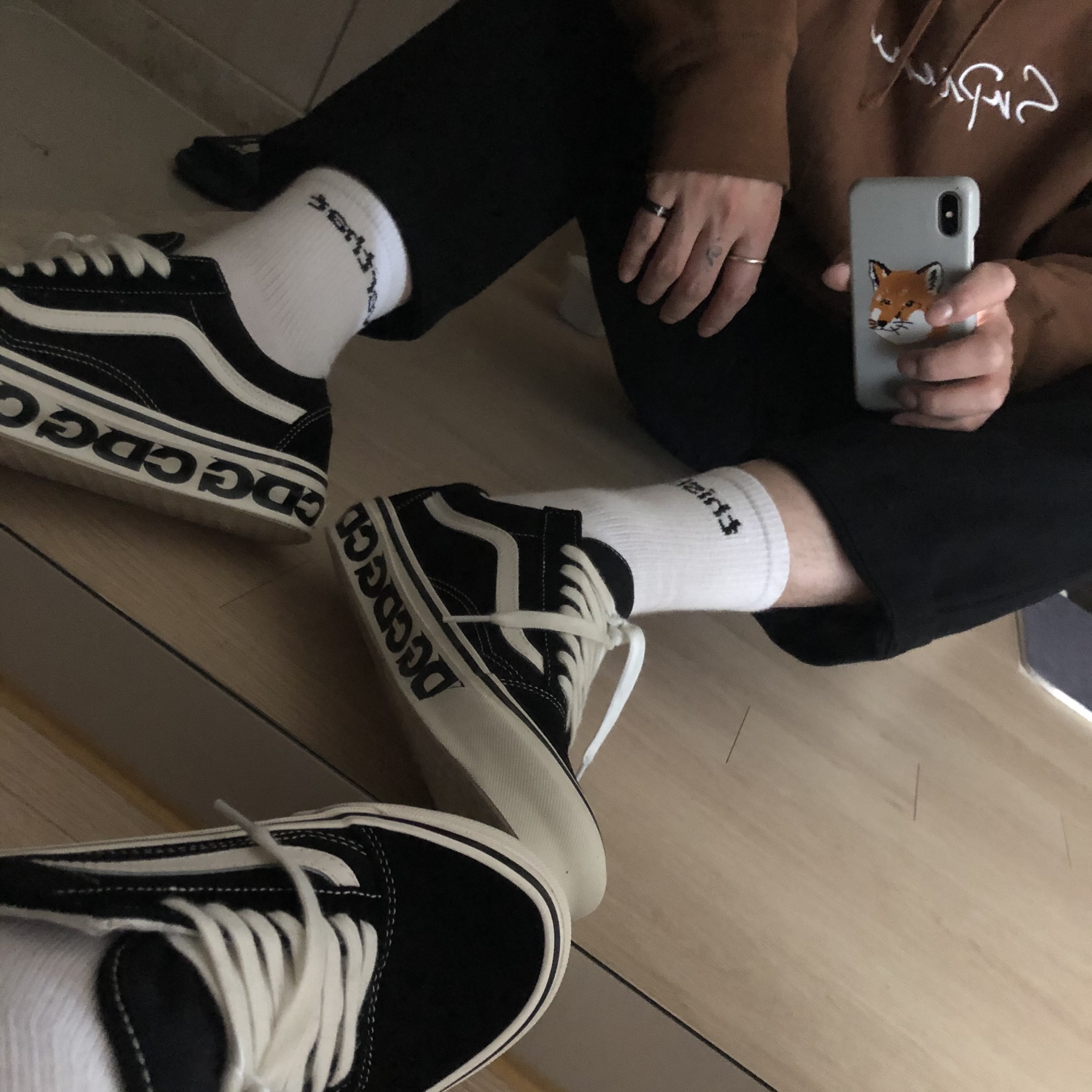Vans Vault x CDG OG Old Skool LX Side Wall 착용 스타일