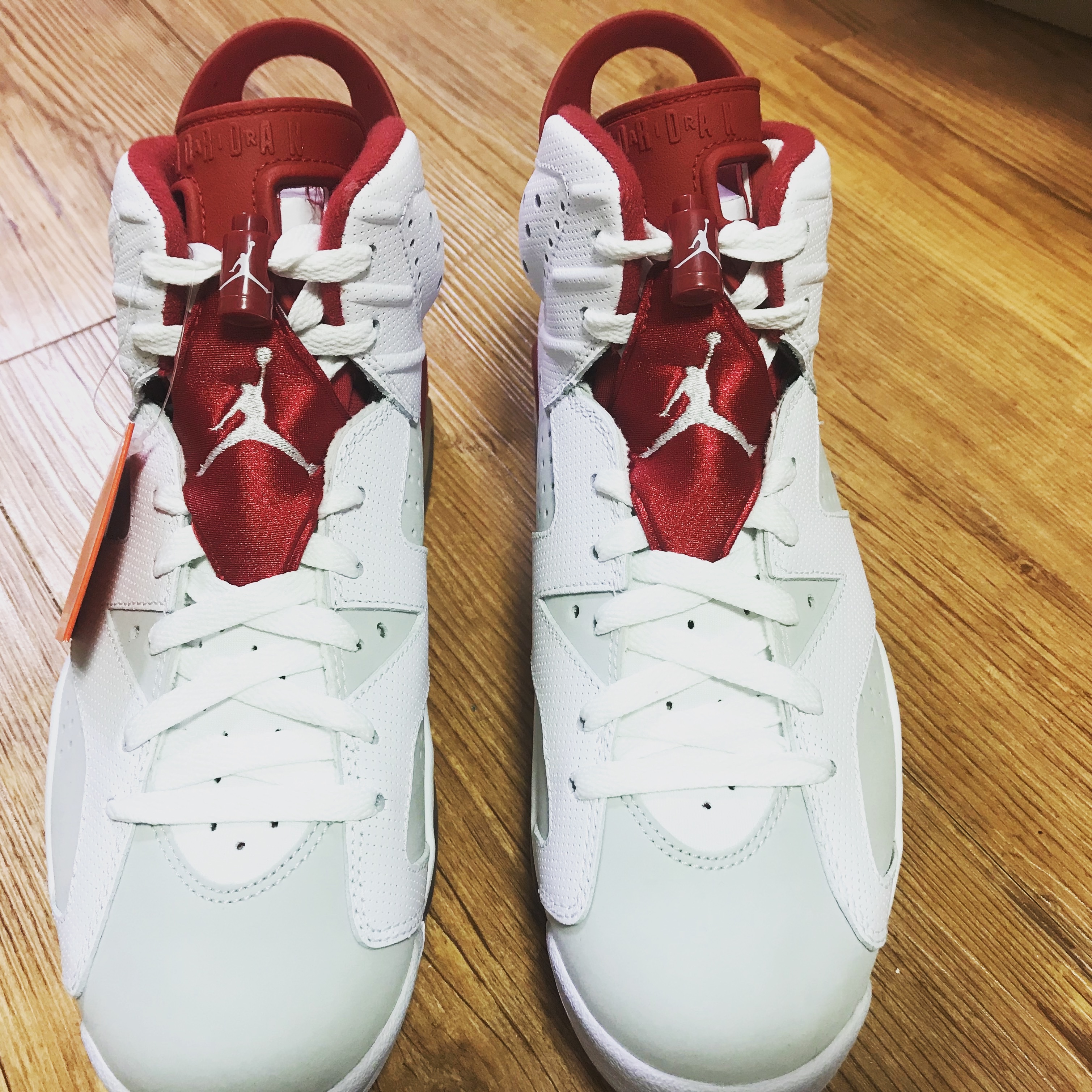 Jordan 6 Retro Alternate 착용 스타일