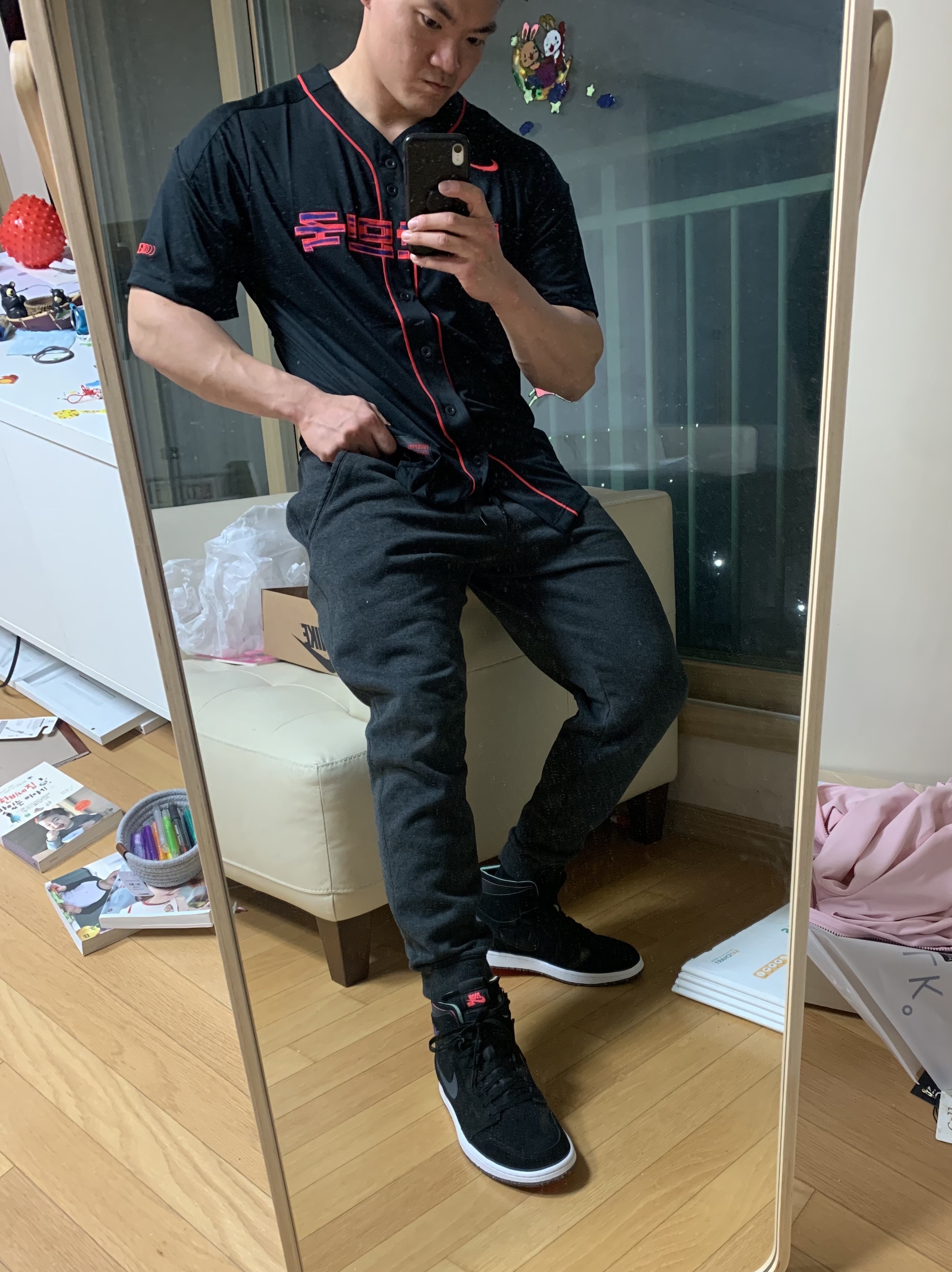 Jordan 1 Zoom Air CMFT Court Black 착용 스타일